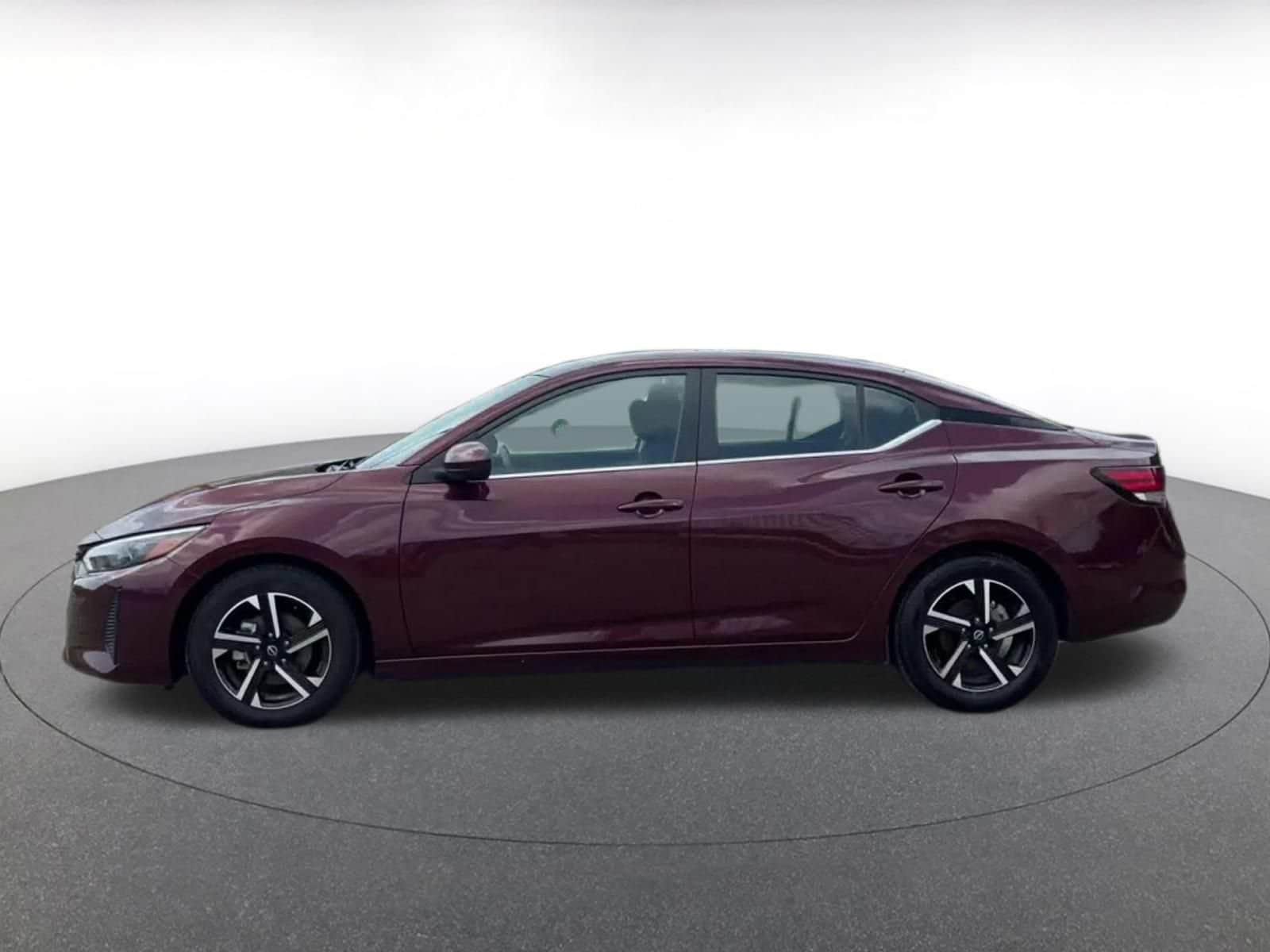 Thumbnail: 2025 Nissan Sentra - 9