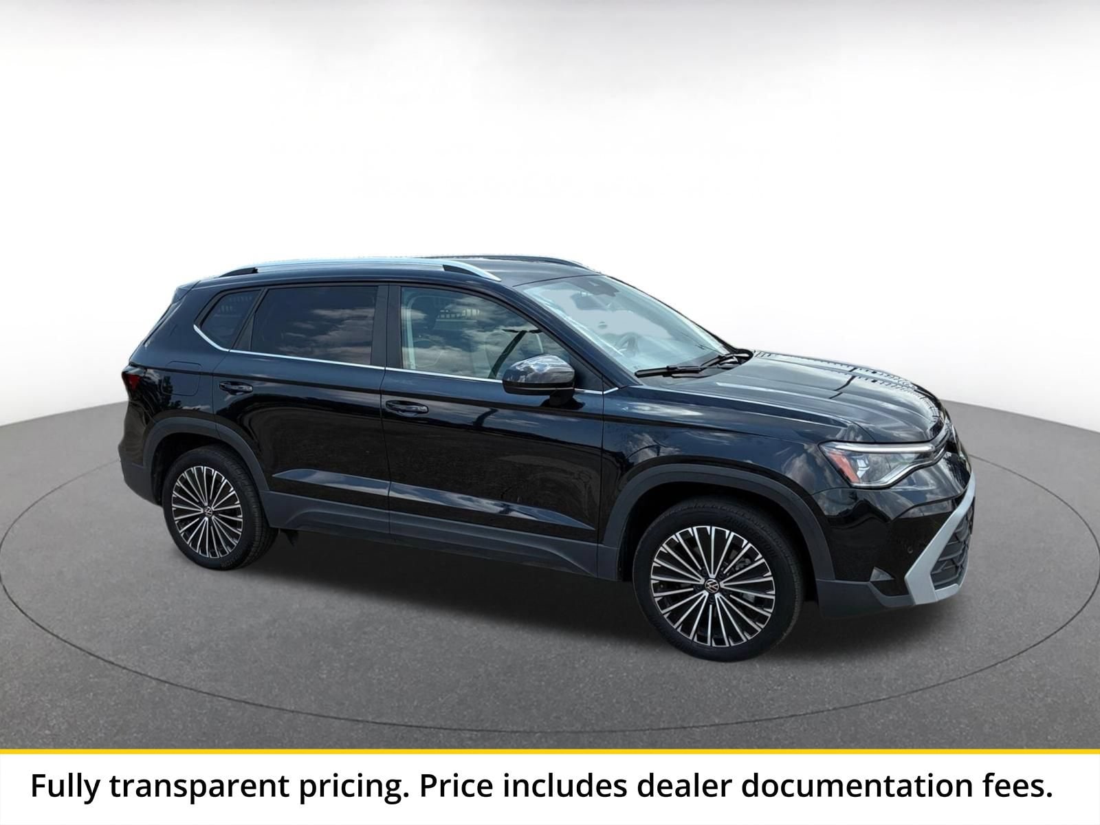 Thumbnail: 2026 Volkswagen Taos - 1
