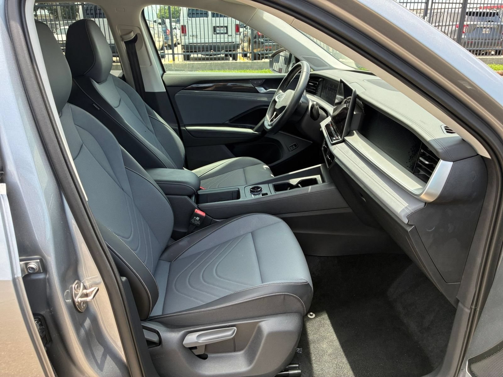 Thumbnail: 2026 Volkswagen Tiguan - 33