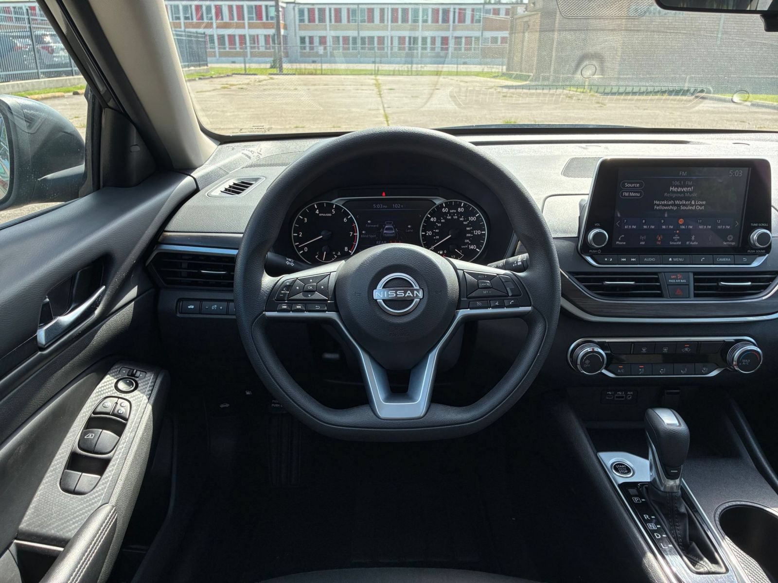 Thumbnail: 2025 Nissan Altima - 34