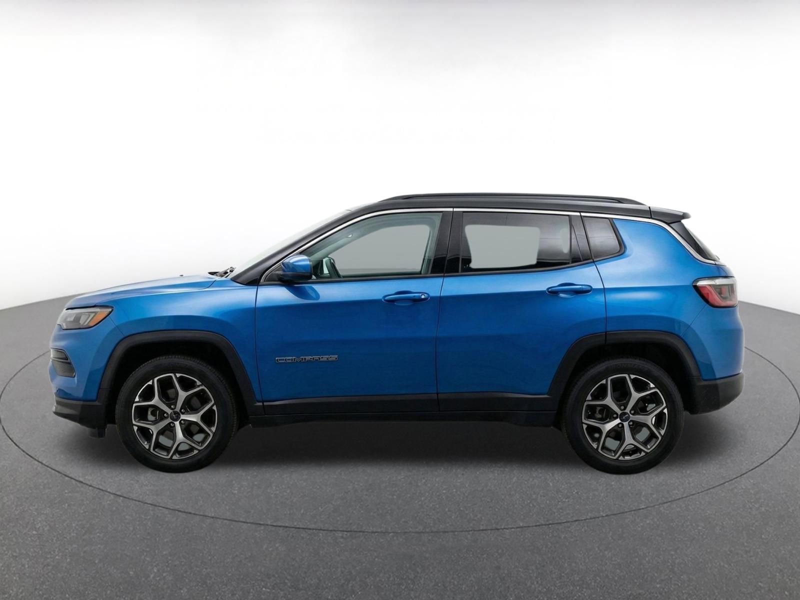 Thumbnail: 2025 Jeep Compass - 4