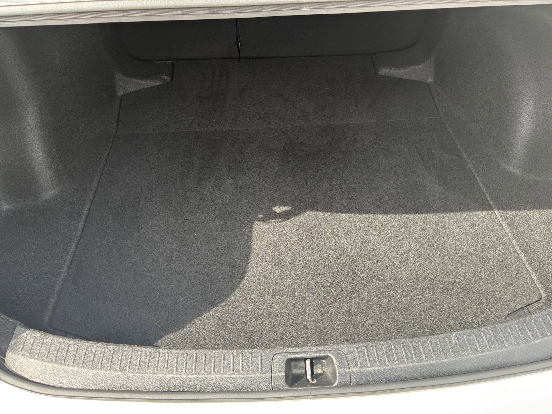 Thumbnail: 2025 Toyota Corolla - 29