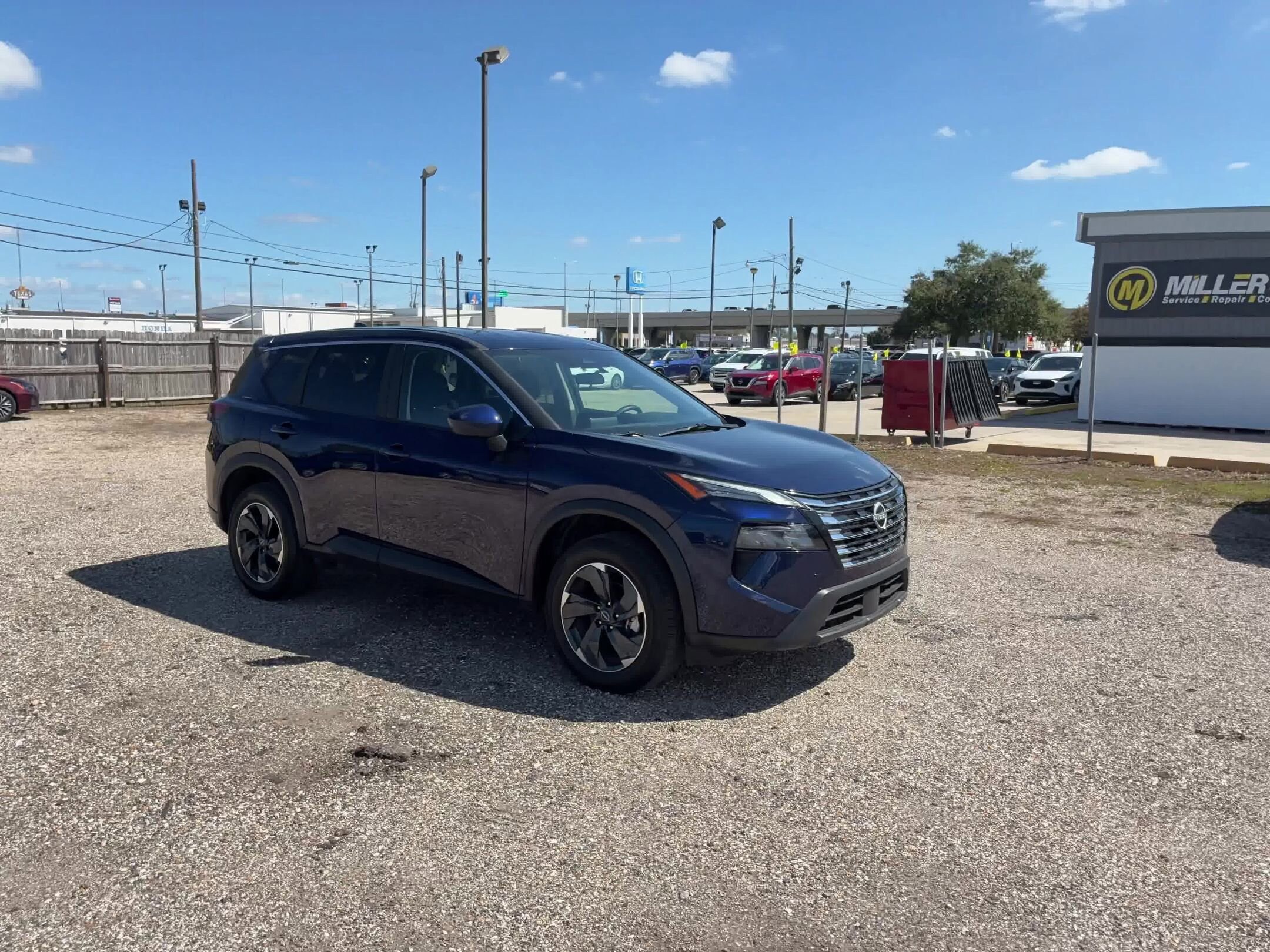 Thumbnail: 2025 Nissan Rogue - 5