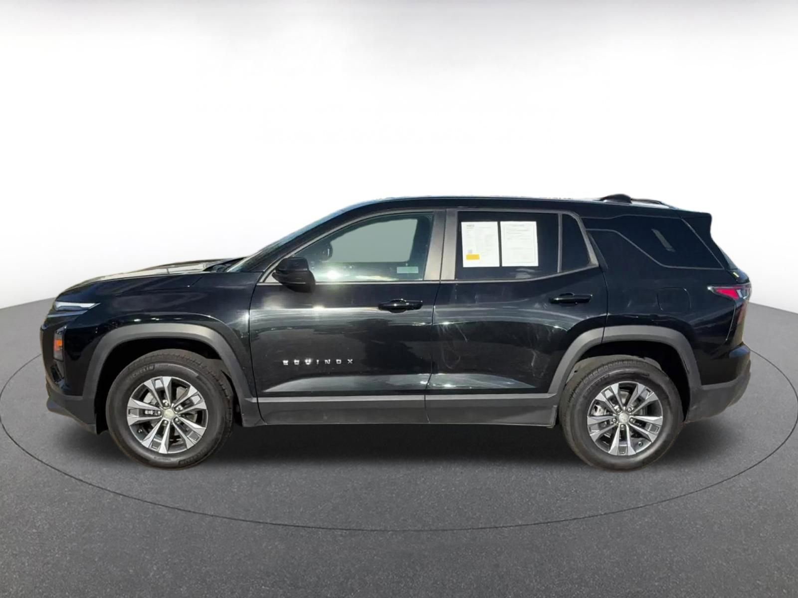 Thumbnail: 2025 Chevrolet Equinox - 9