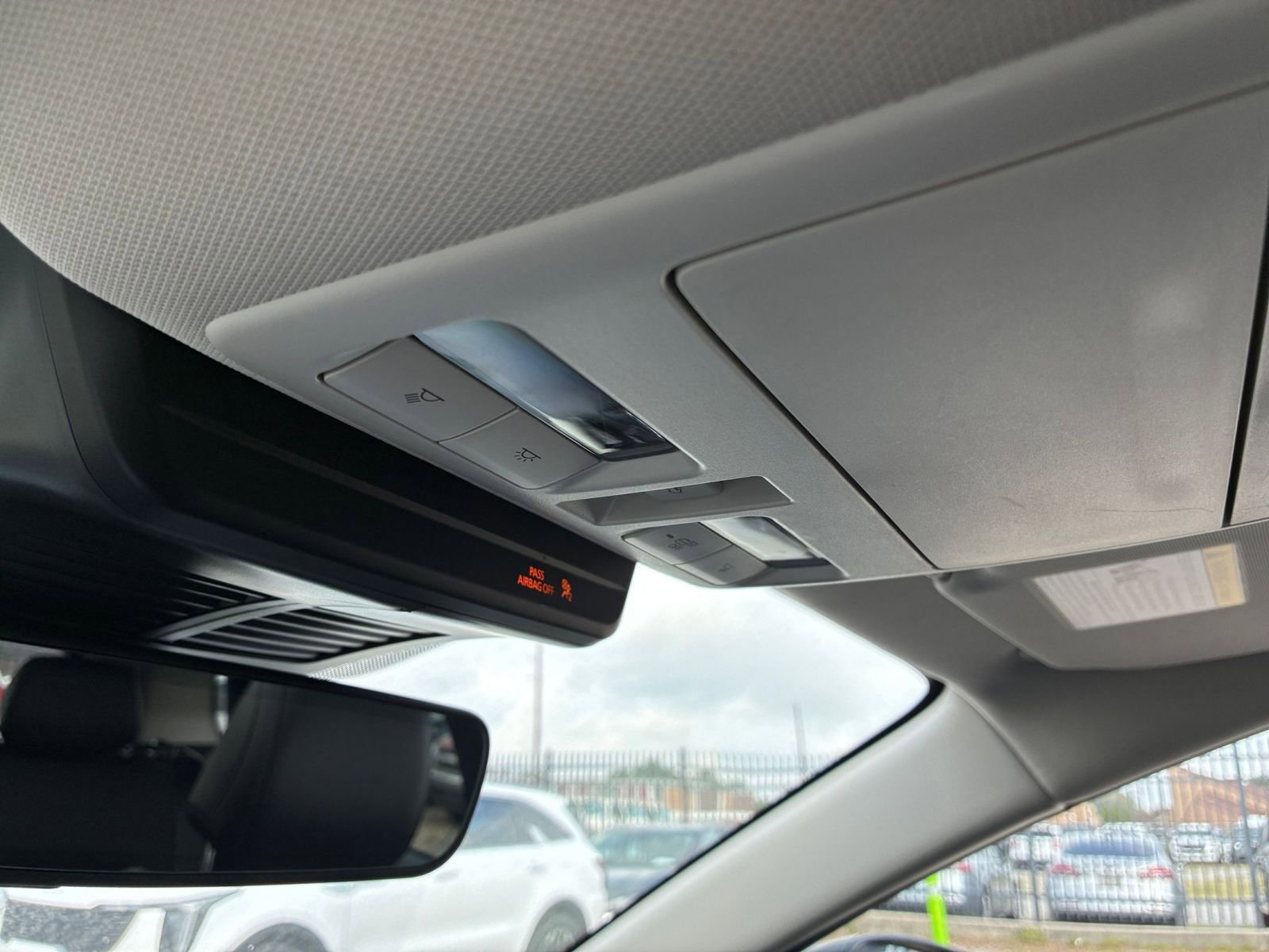 Thumbnail: 2025 Mazda CX-50 - 24