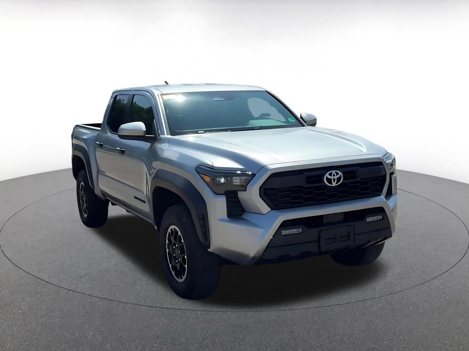 Thumbnail: 2025 Toyota Tacoma - 3