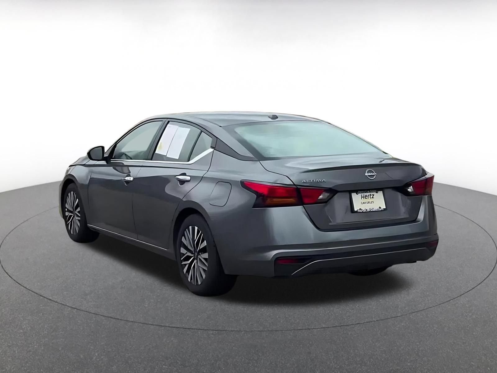 Thumbnail: 2025 Nissan Altima - 10