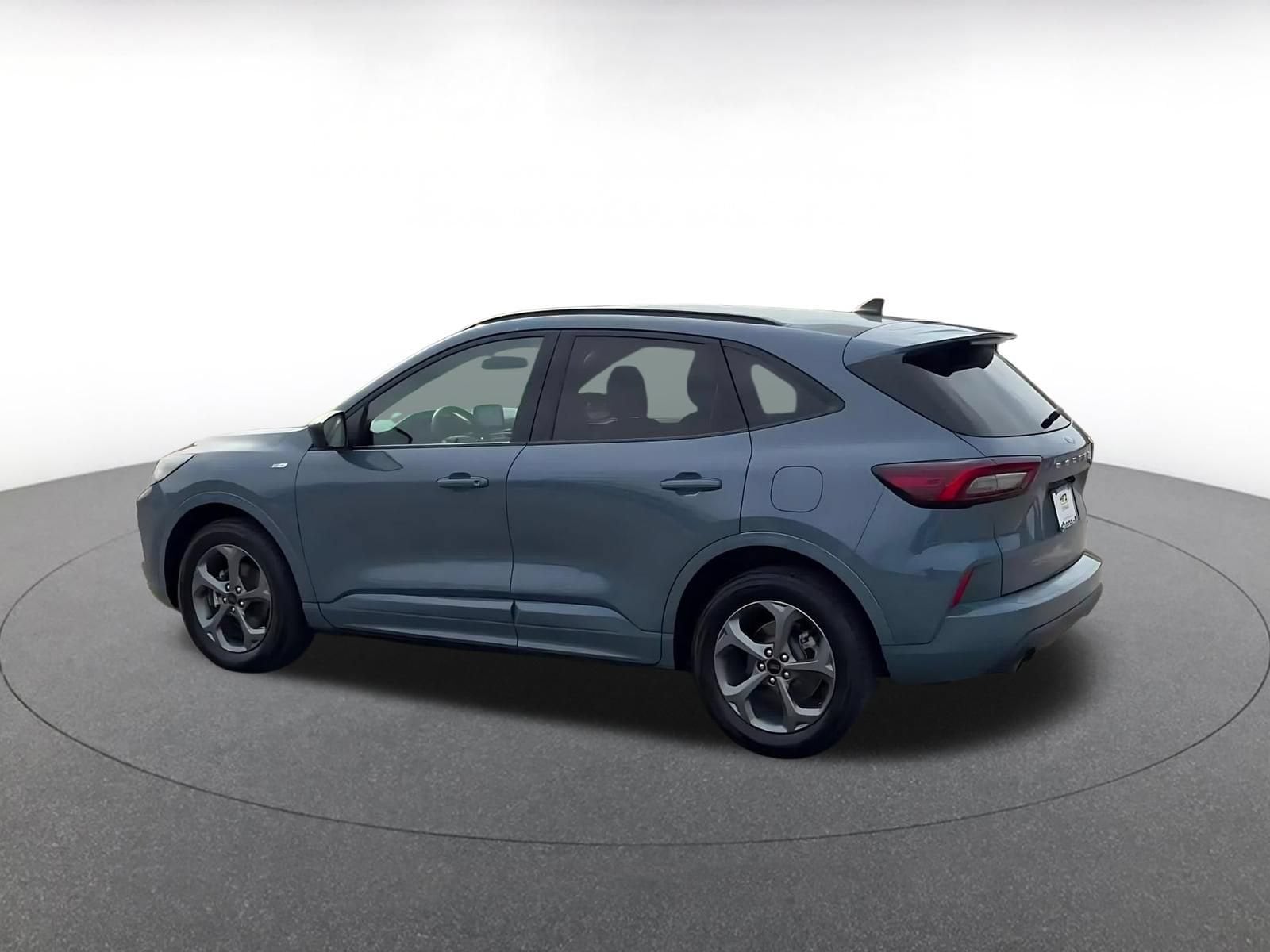Thumbnail: 2024 Ford Escape - 9