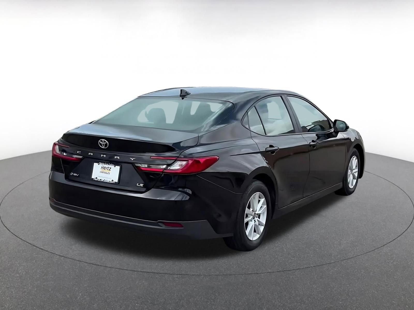 Thumbnail: 2025 Toyota Camry - 14