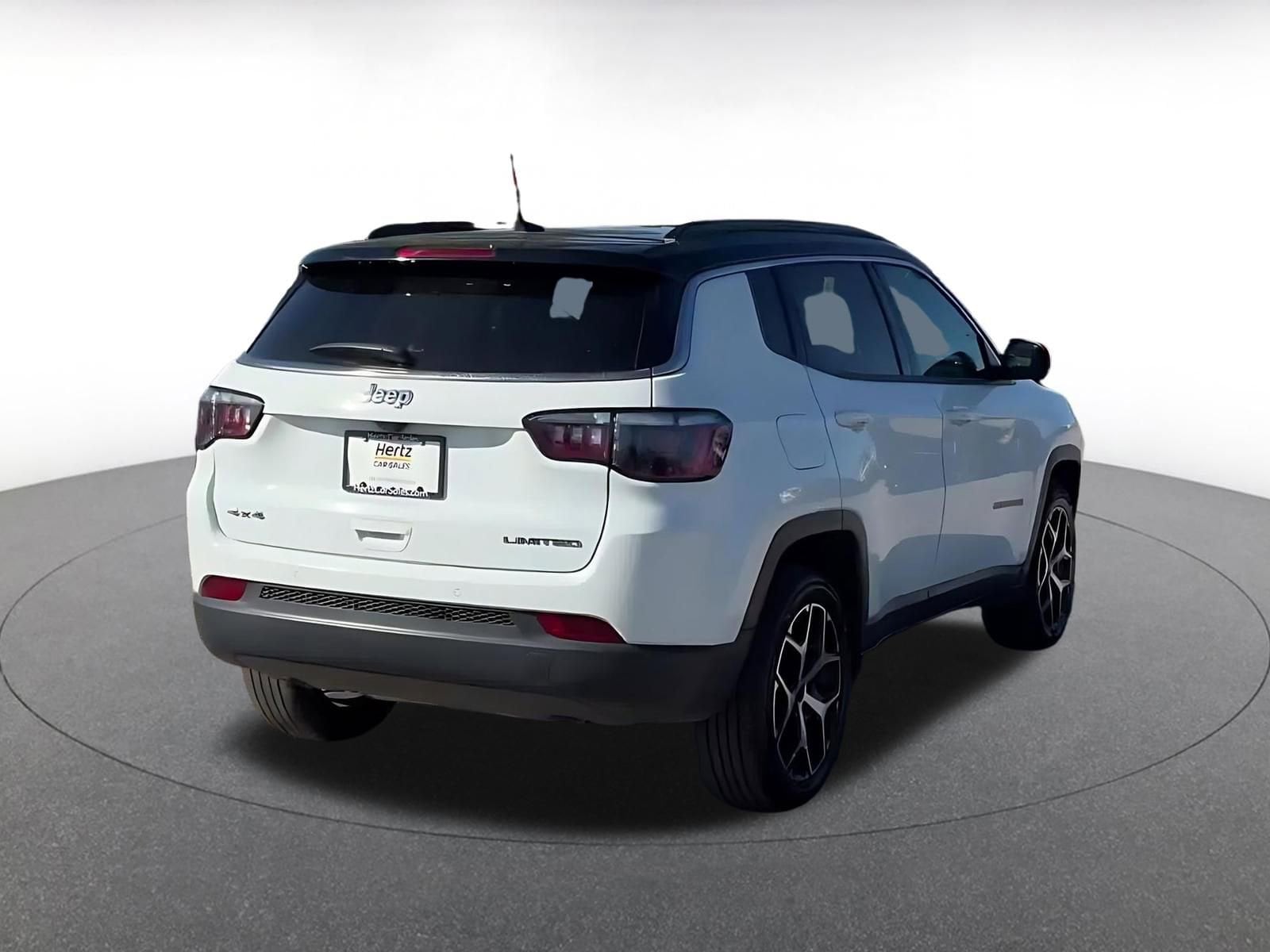 Thumbnail: 2025 Jeep Compass - 14
