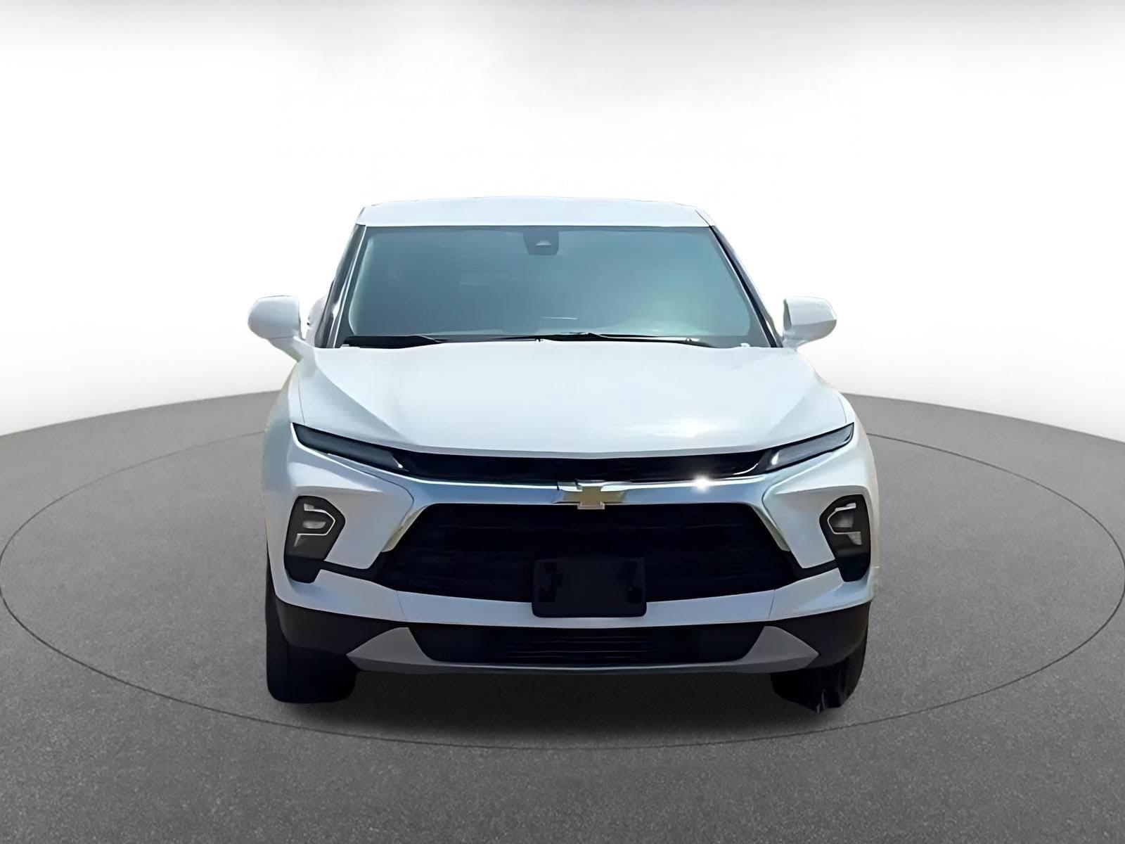 Thumbnail: 2025 Chevrolet Blazer - 4