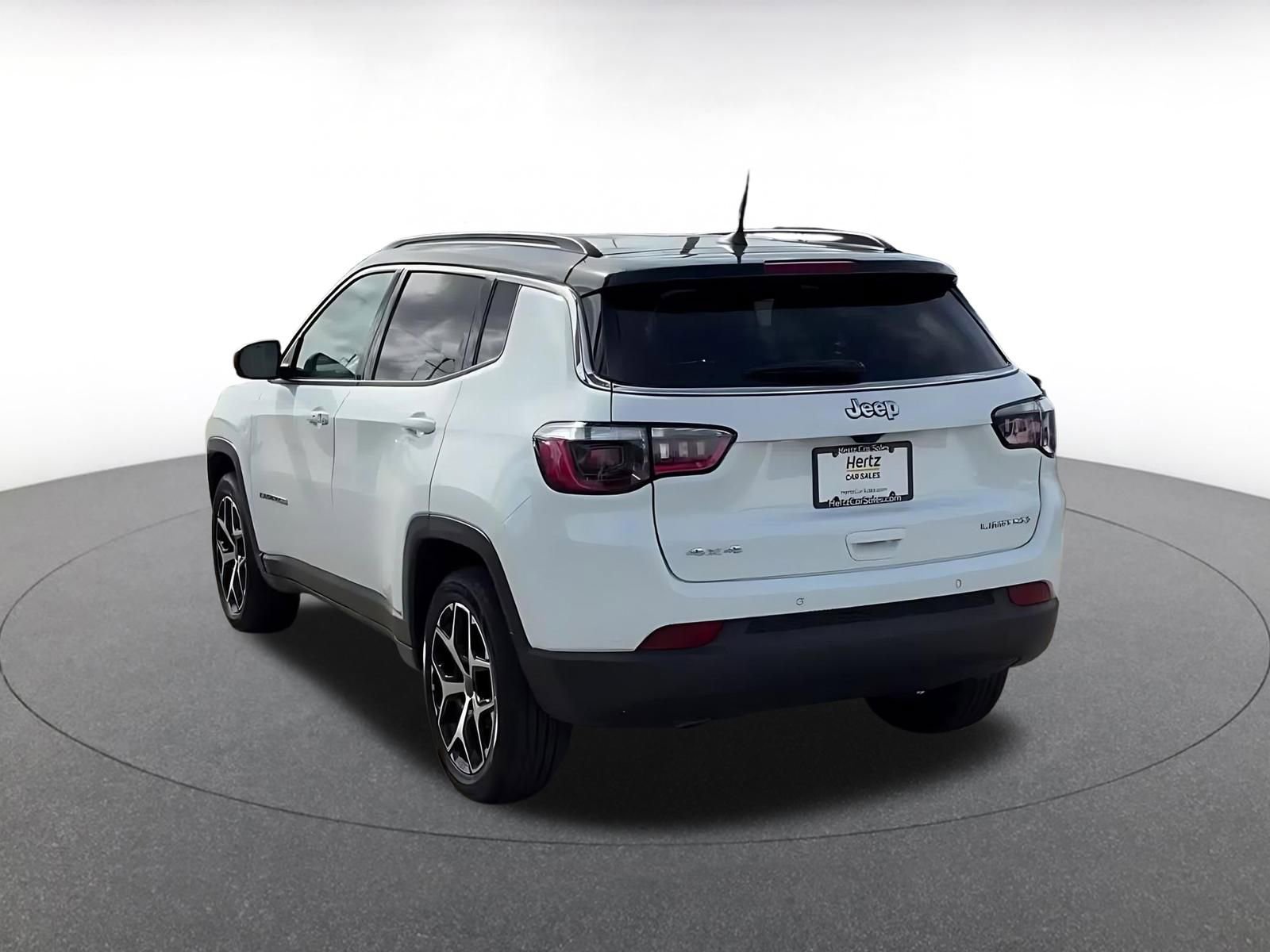 Thumbnail: 2025 Jeep Compass - 11