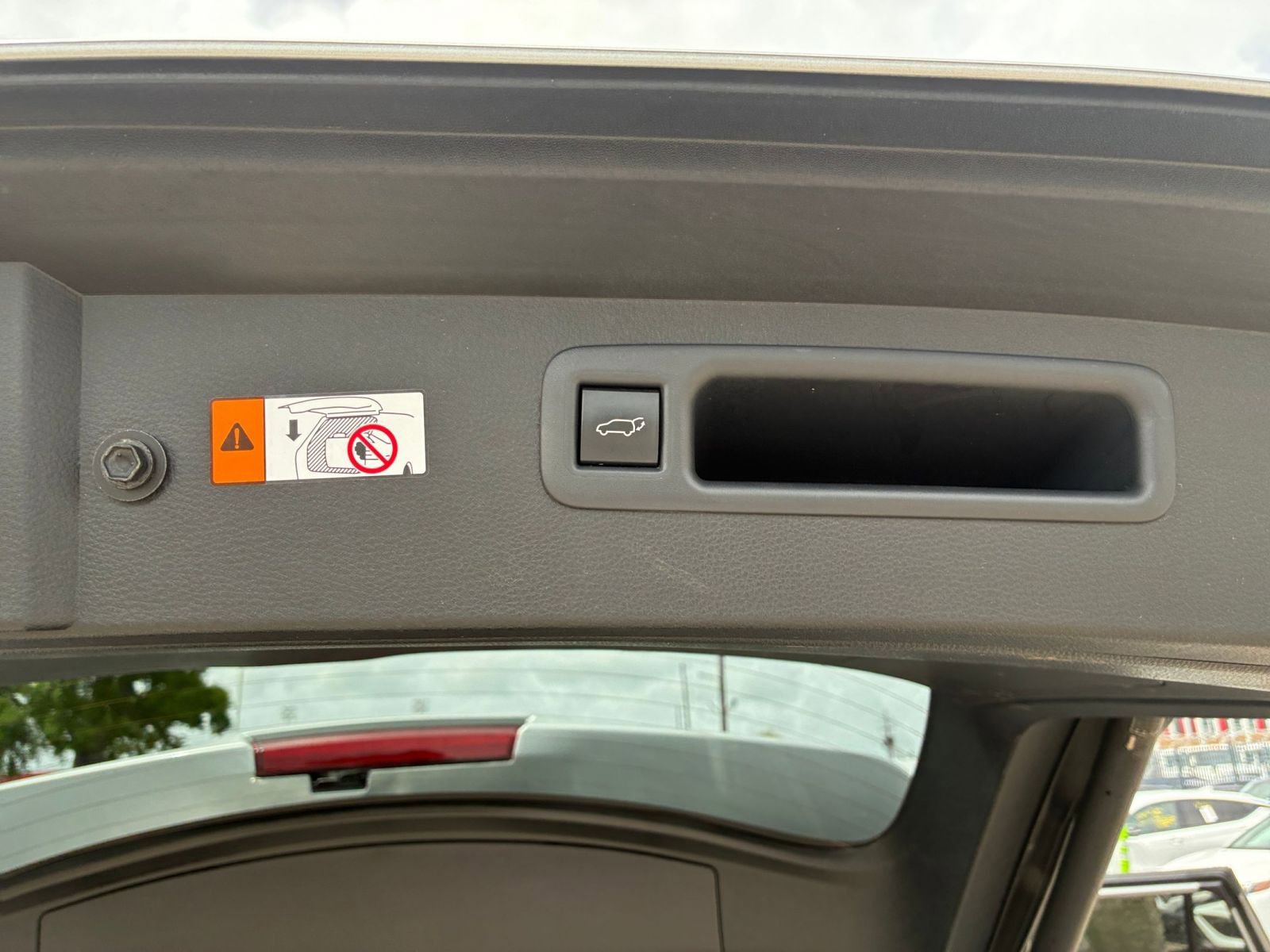 Thumbnail: 2025 Toyota Highlander - 23