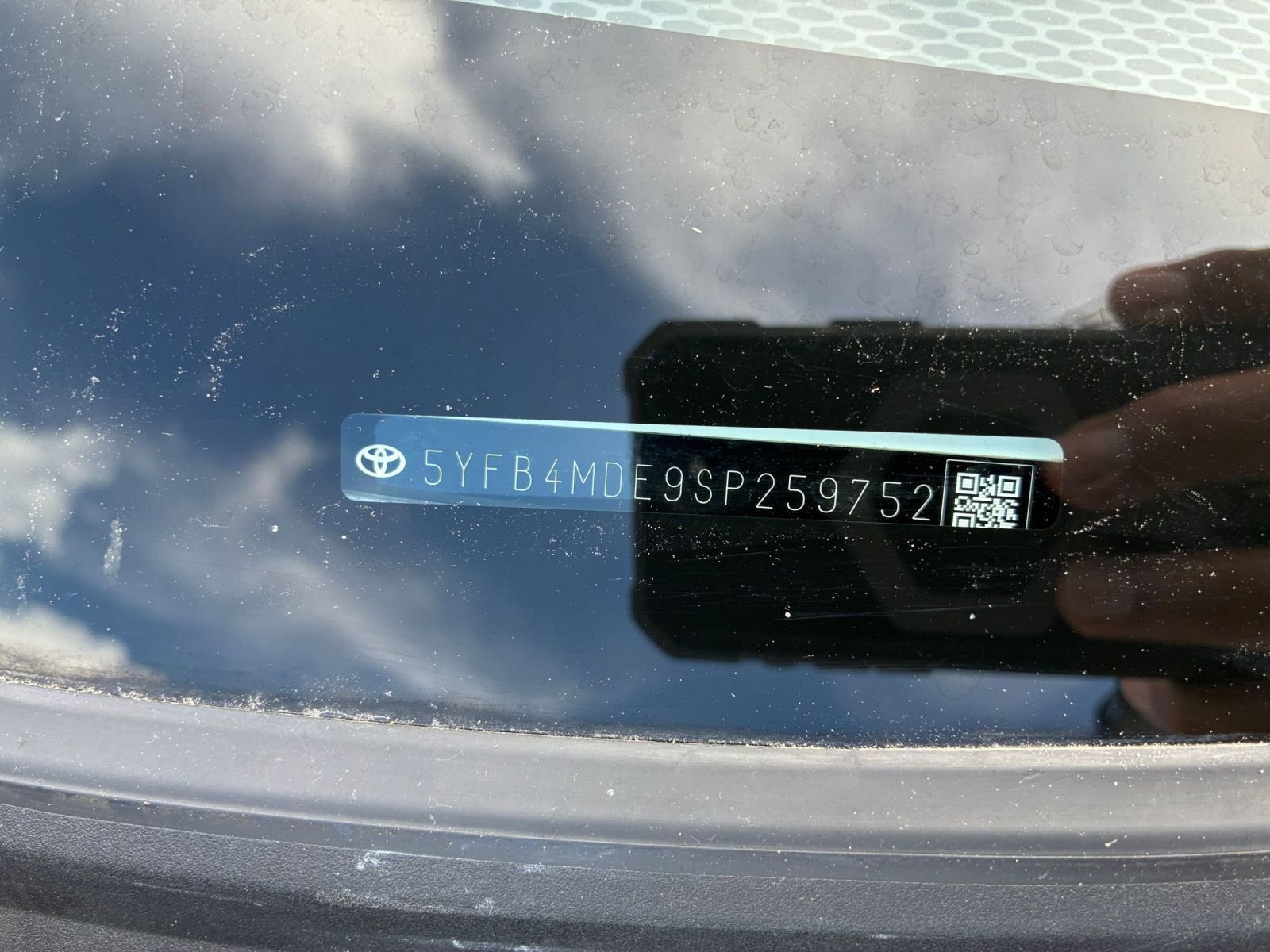 Thumbnail: 2025 Toyota Corolla - 27