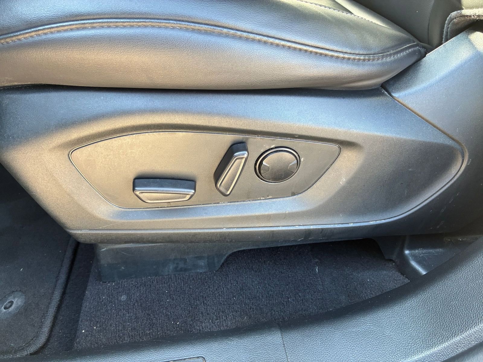 Thumbnail: 2024 Ford Explorer - 23