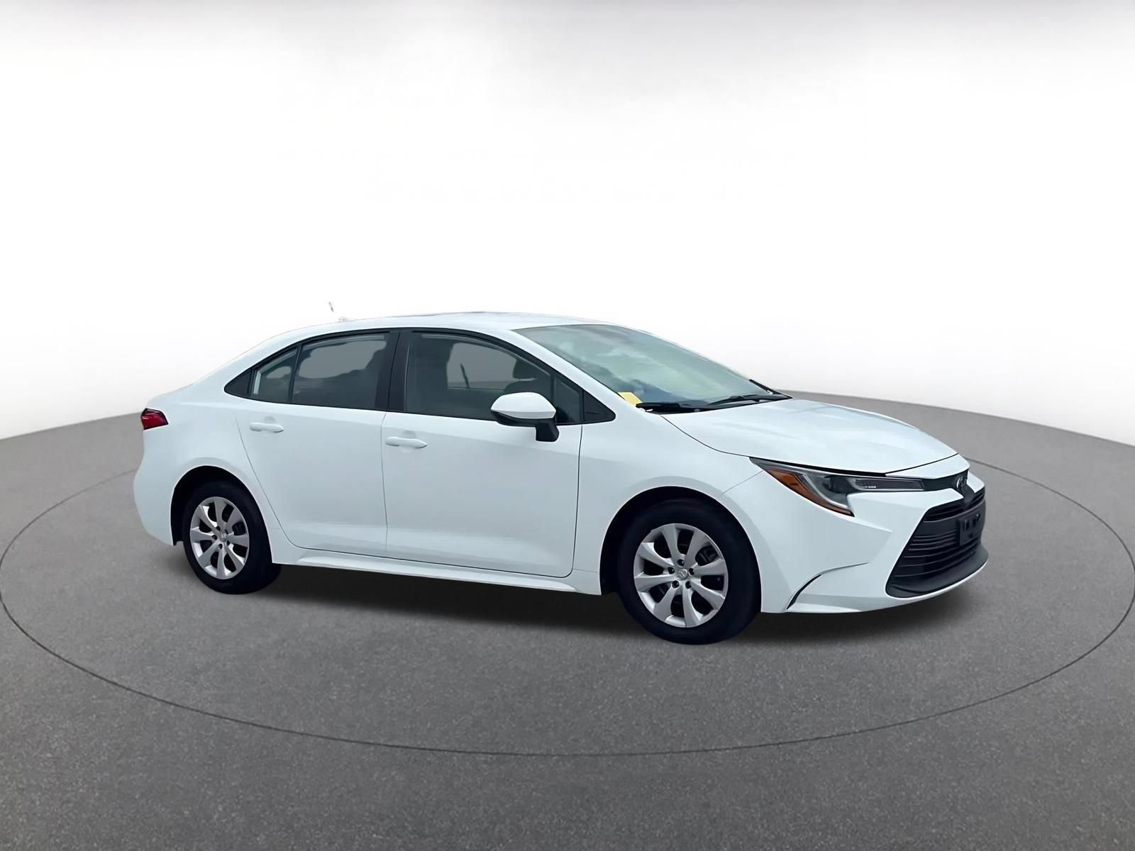 Thumbnail: 2025 Toyota Corolla - 2