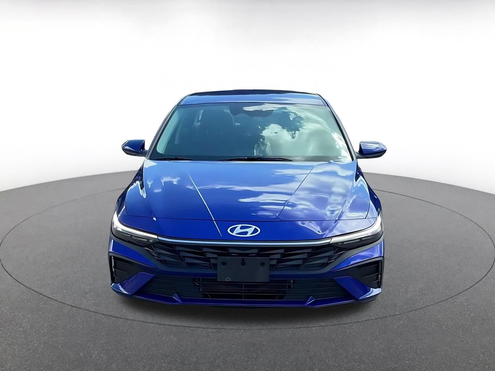 Thumbnail: 2026 Hyundai Elantra - 4