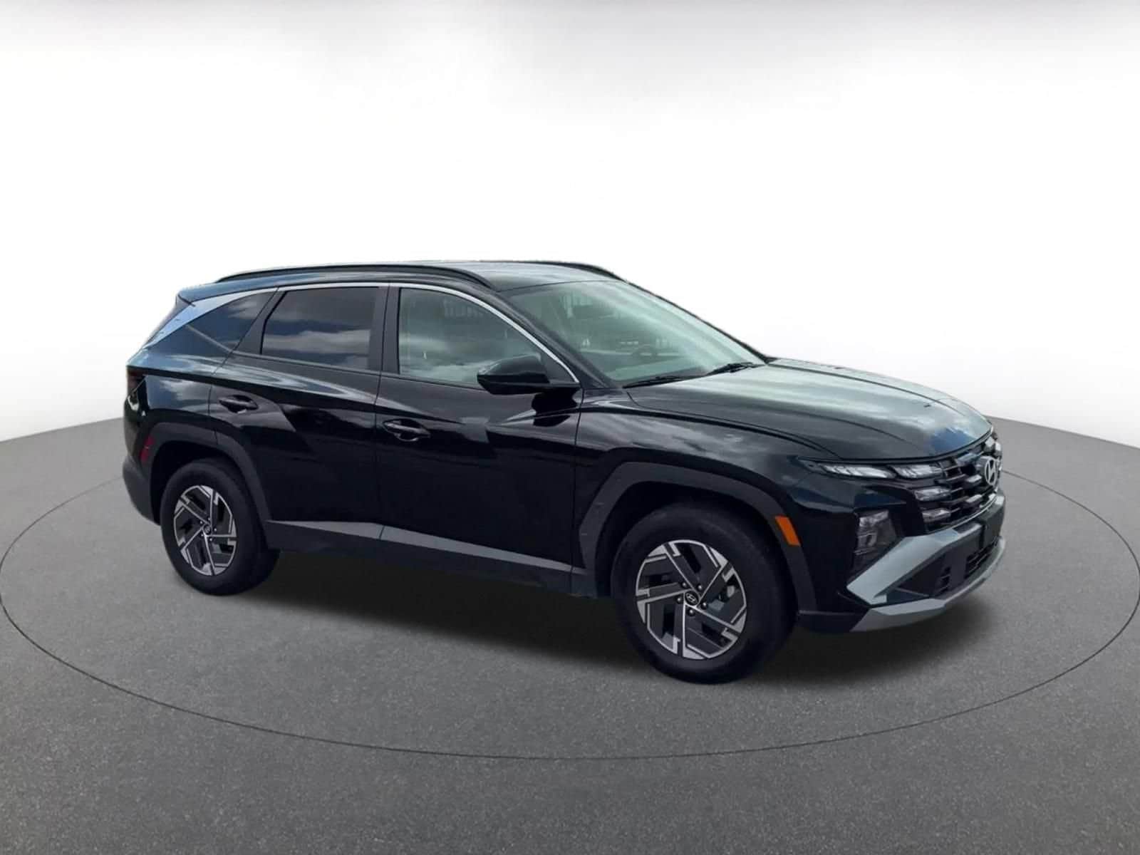 Thumbnail: 2025 Hyundai Tucson - 2