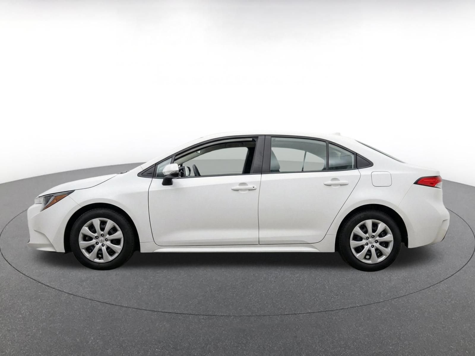 Thumbnail: 2025 Toyota Corolla - 4