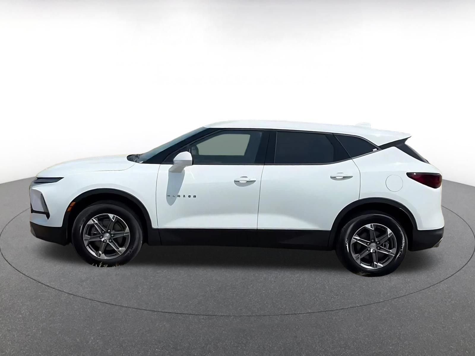 Thumbnail: 2025 Chevrolet Blazer - 8
