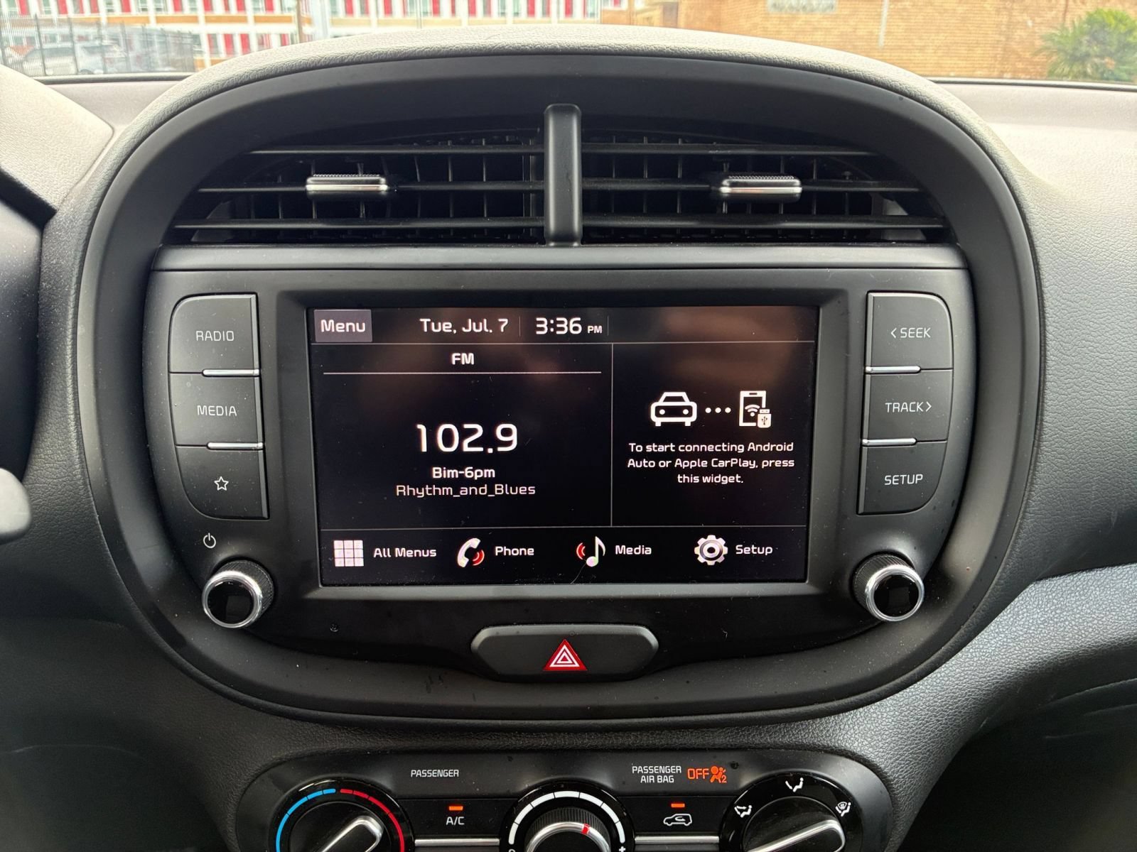 Thumbnail: 2025 Kia Soul - 16