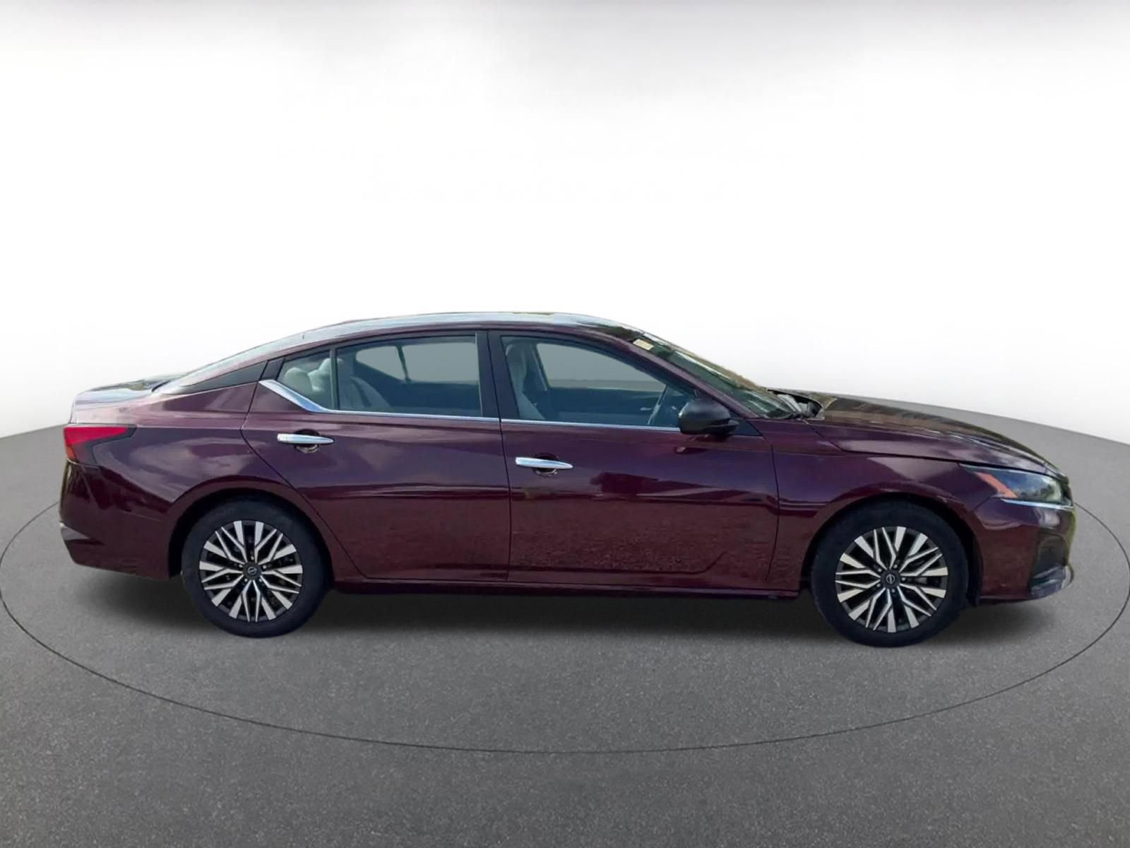 Thumbnail: 2025 Nissan Altima - 16