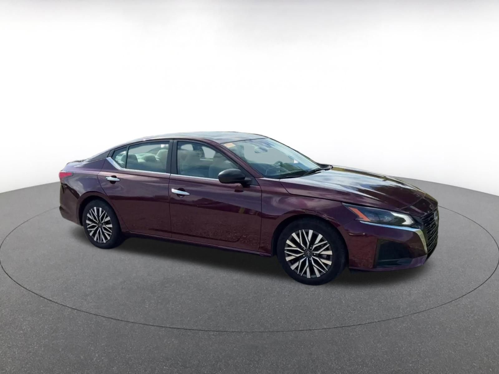 Thumbnail: 2025 Nissan Altima - 2
