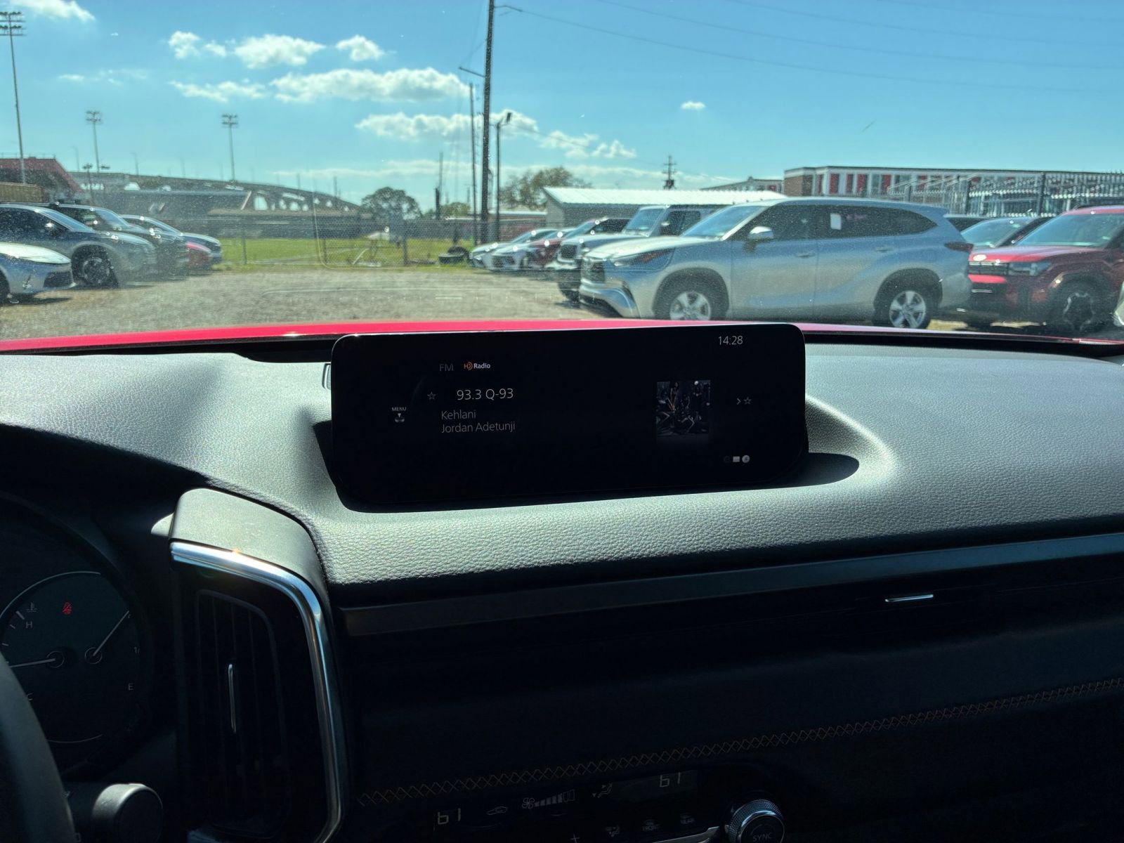 Thumbnail: 2025 Mazda CX-50 - 17