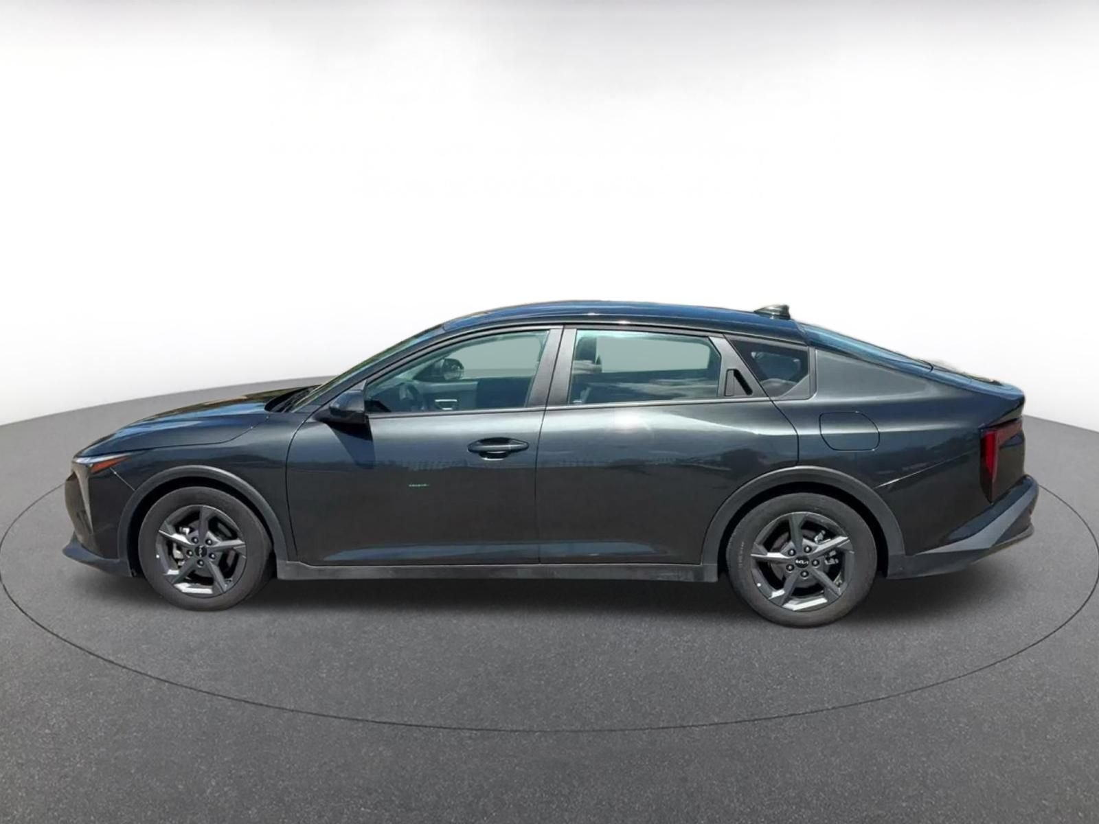 Thumbnail: 2025 Kia K4 - 10