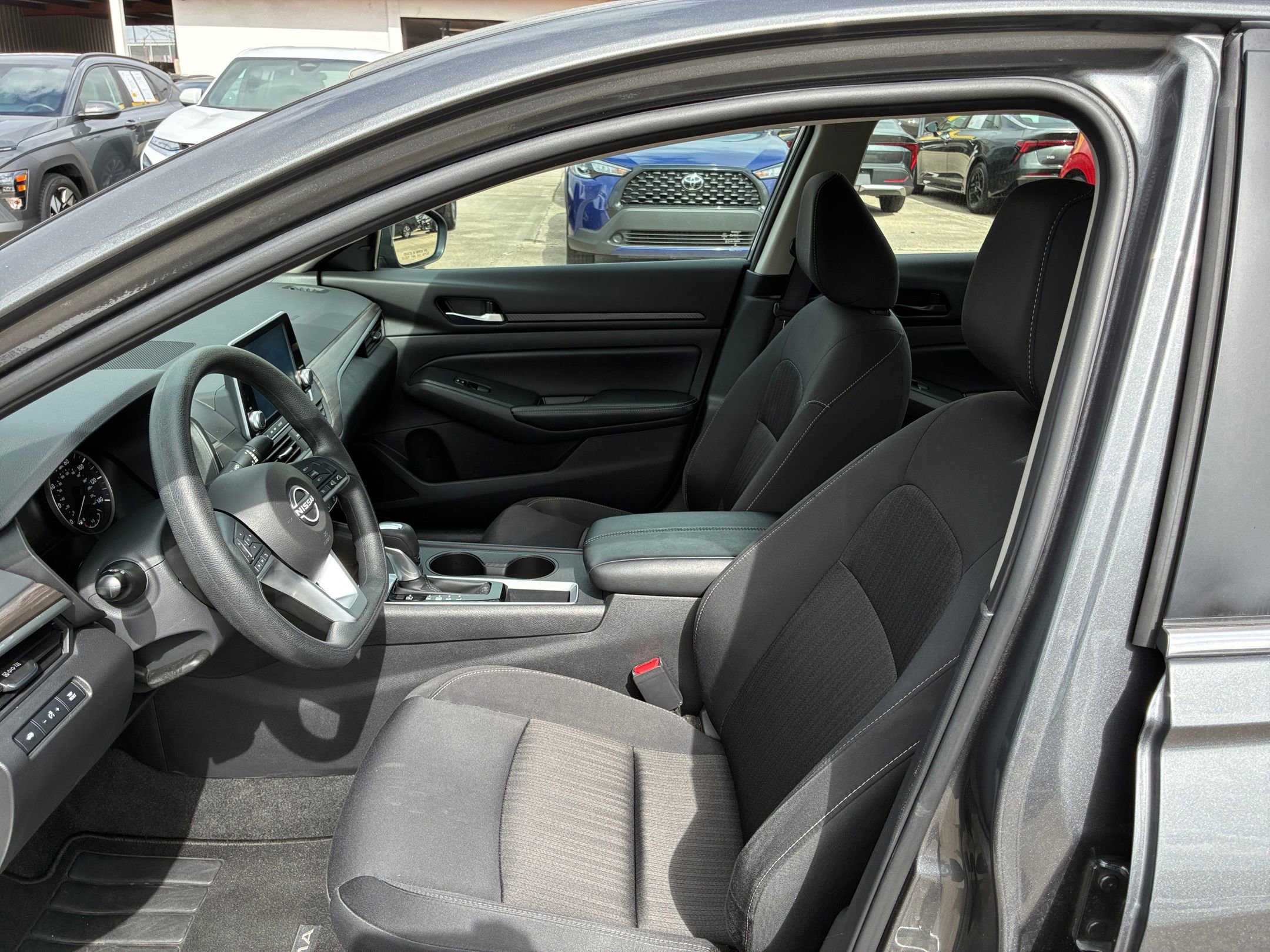 Thumbnail: 2025 Nissan Altima - 22