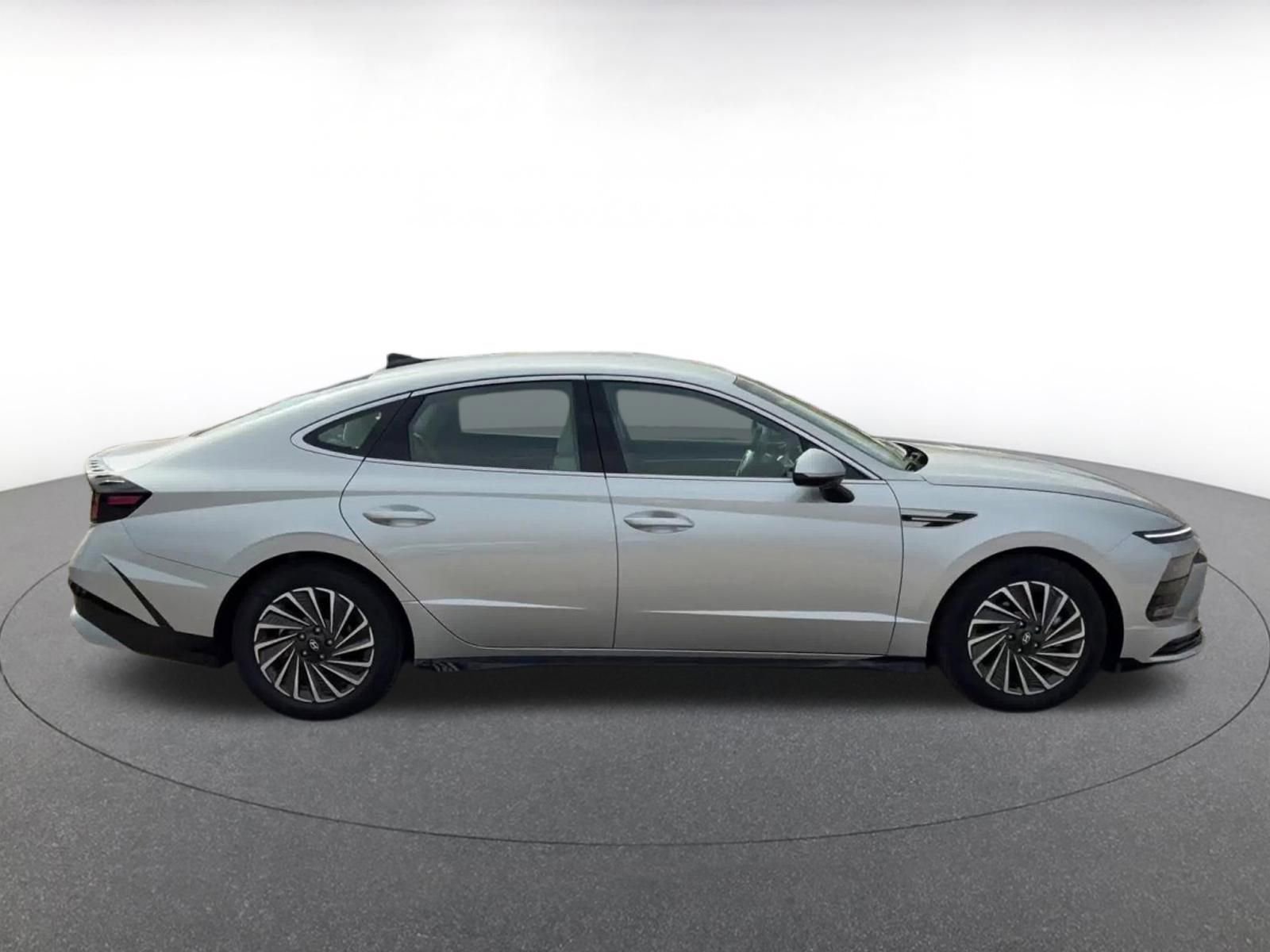 Thumbnail: 2025 Hyundai Sonata - 14