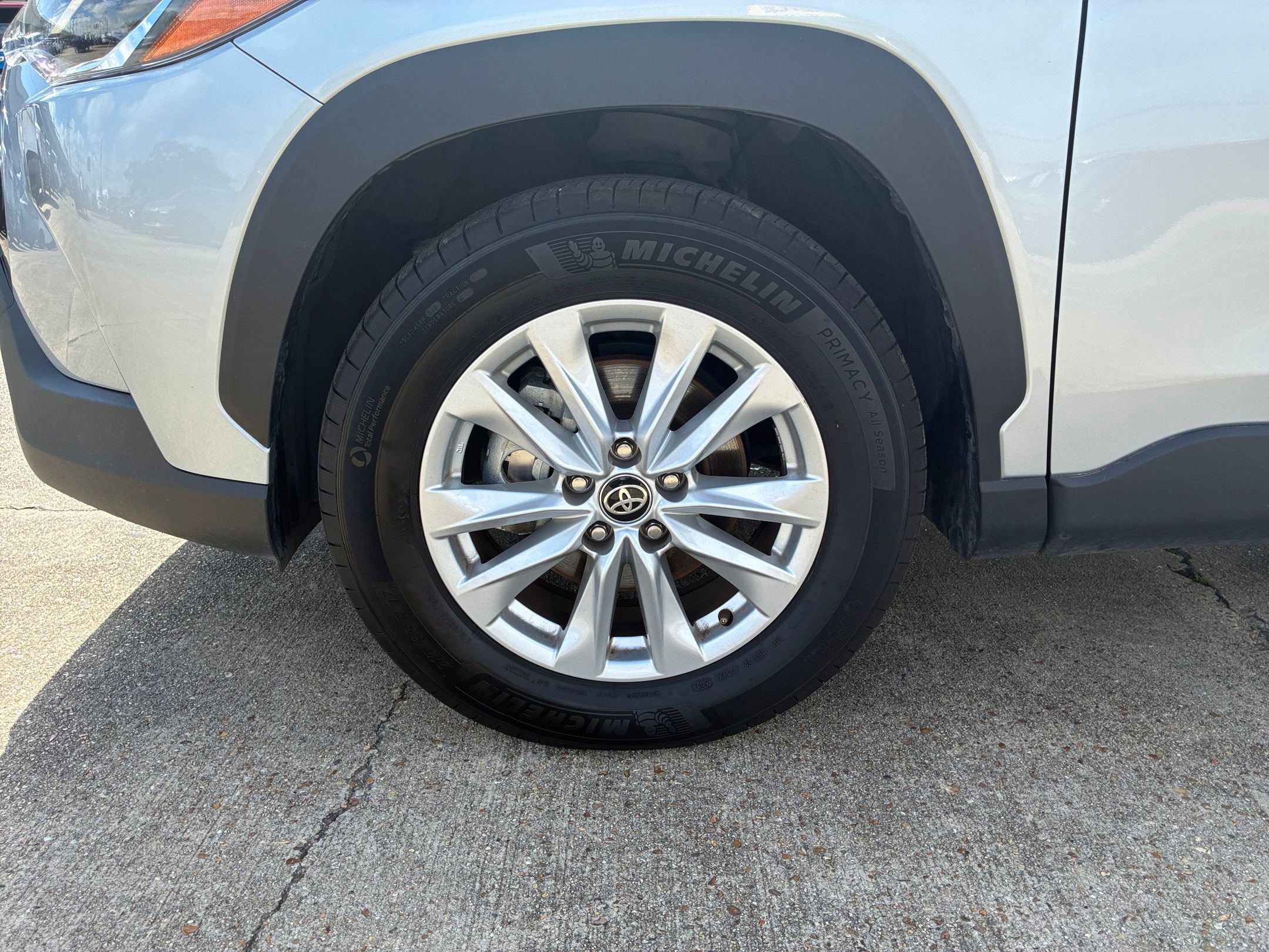 Thumbnail: 2025 Toyota Corolla Cross - 24