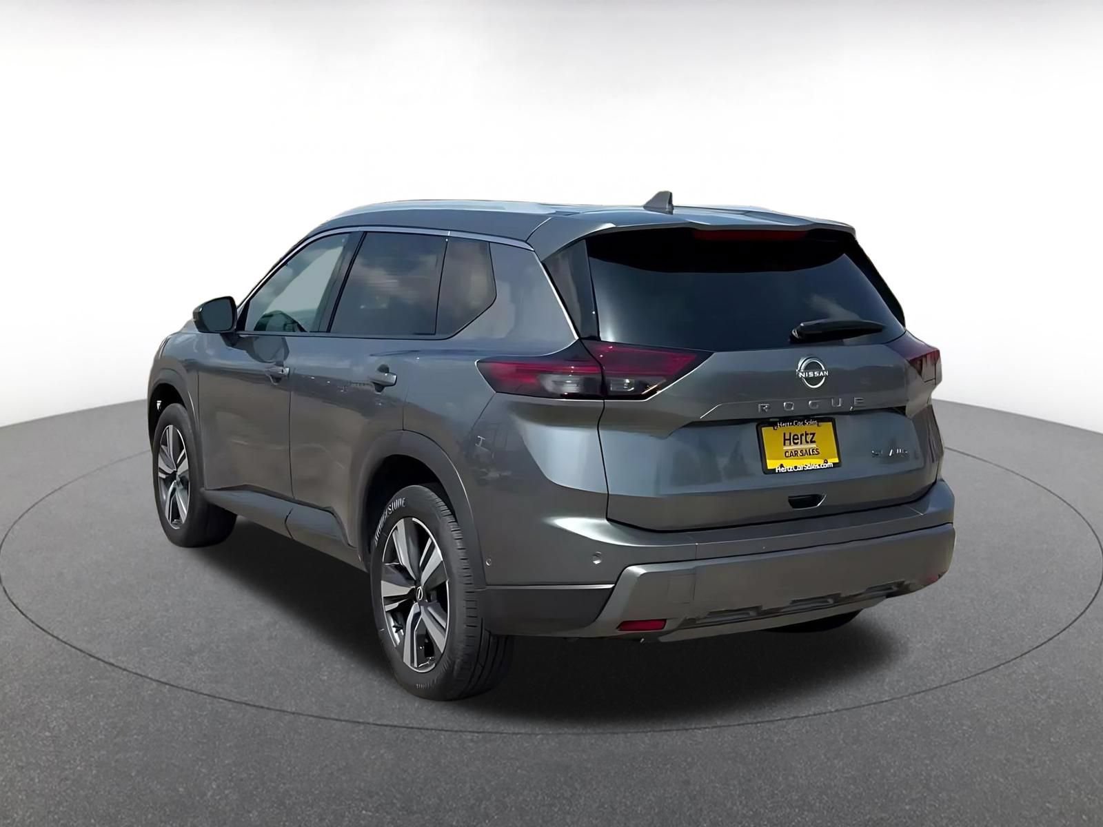 Thumbnail: 2026 Nissan Rogue - 10