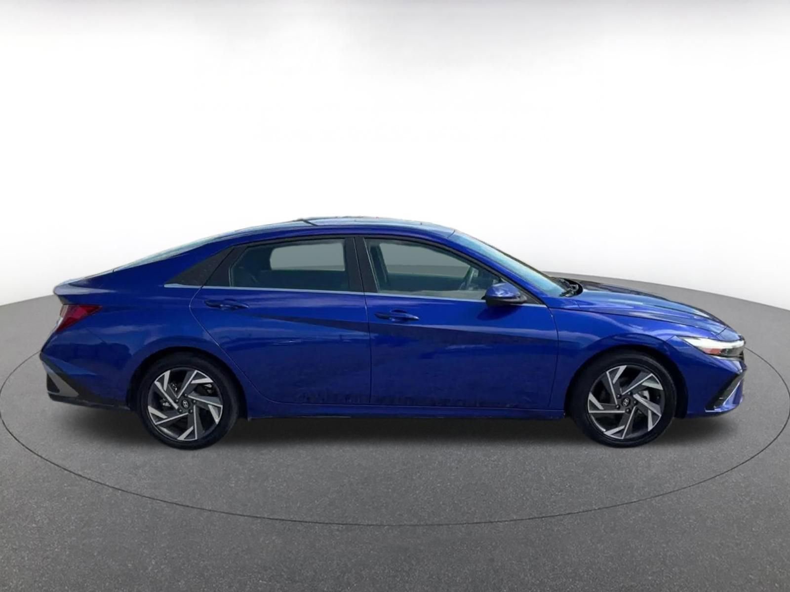 Thumbnail: 2025 Hyundai Elantra - 16
