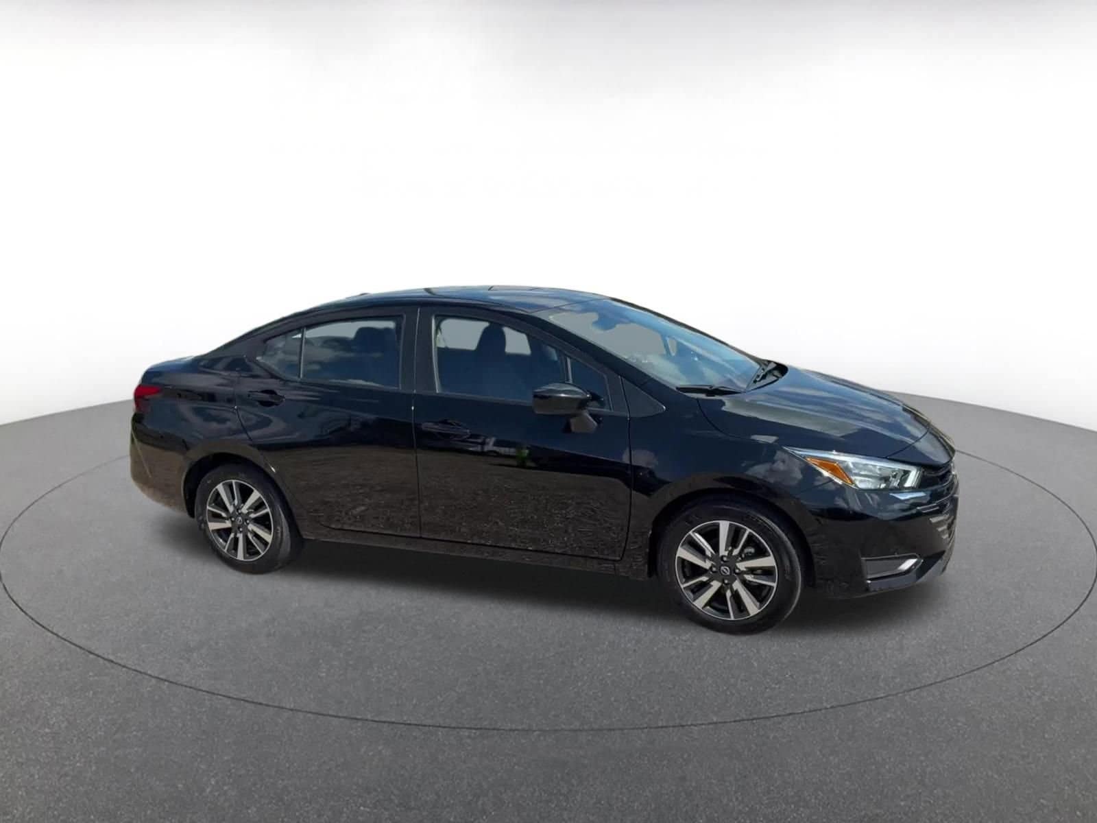 Thumbnail: 2025 Nissan Versa - 2