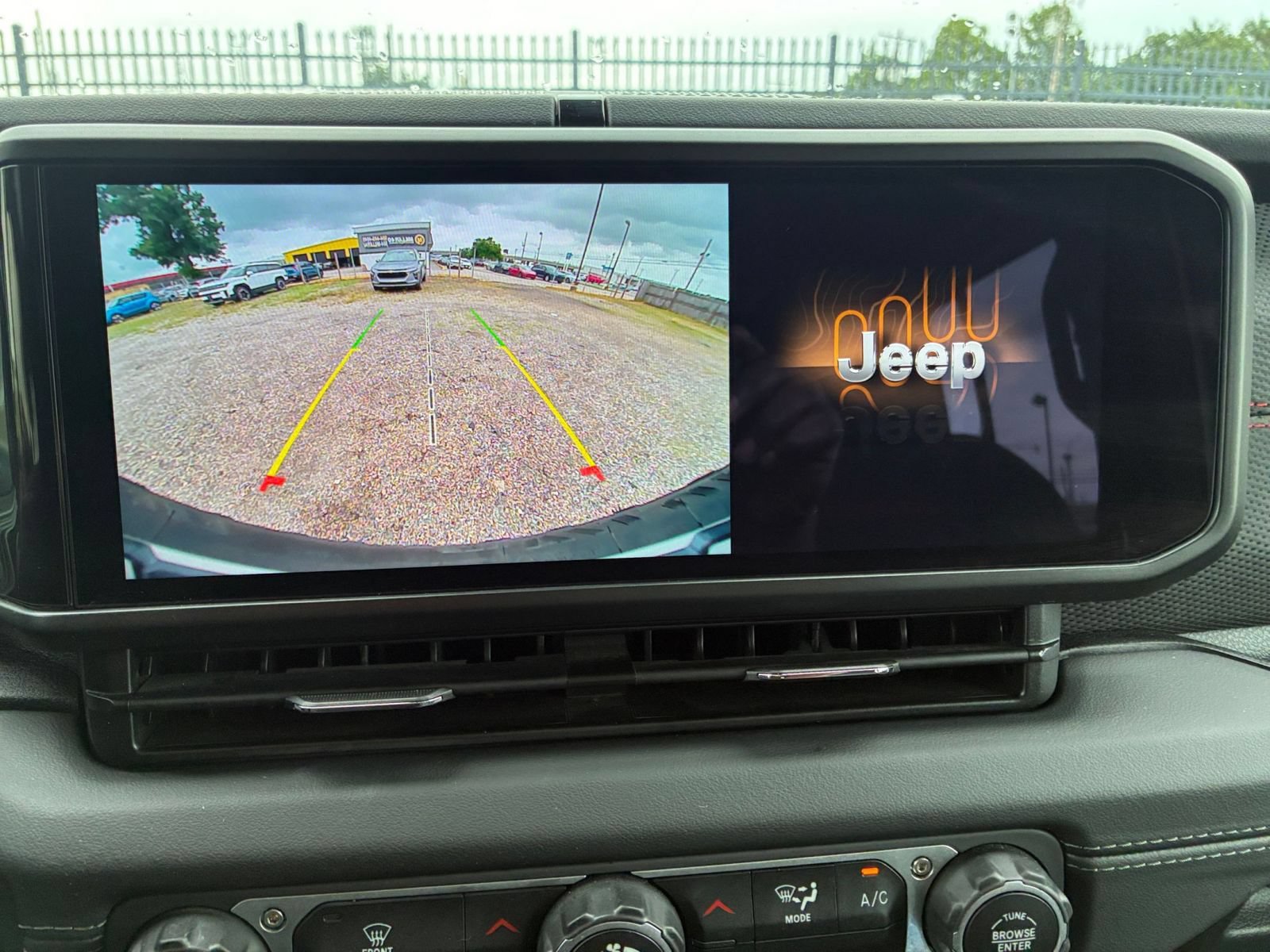 Thumbnail: 2025 Jeep Wrangler - 24
