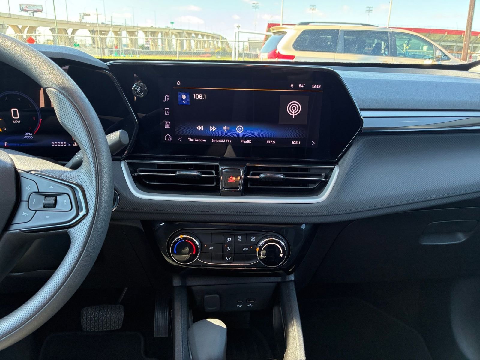 Thumbnail: 2025 Chevrolet TrailBlazer - 17