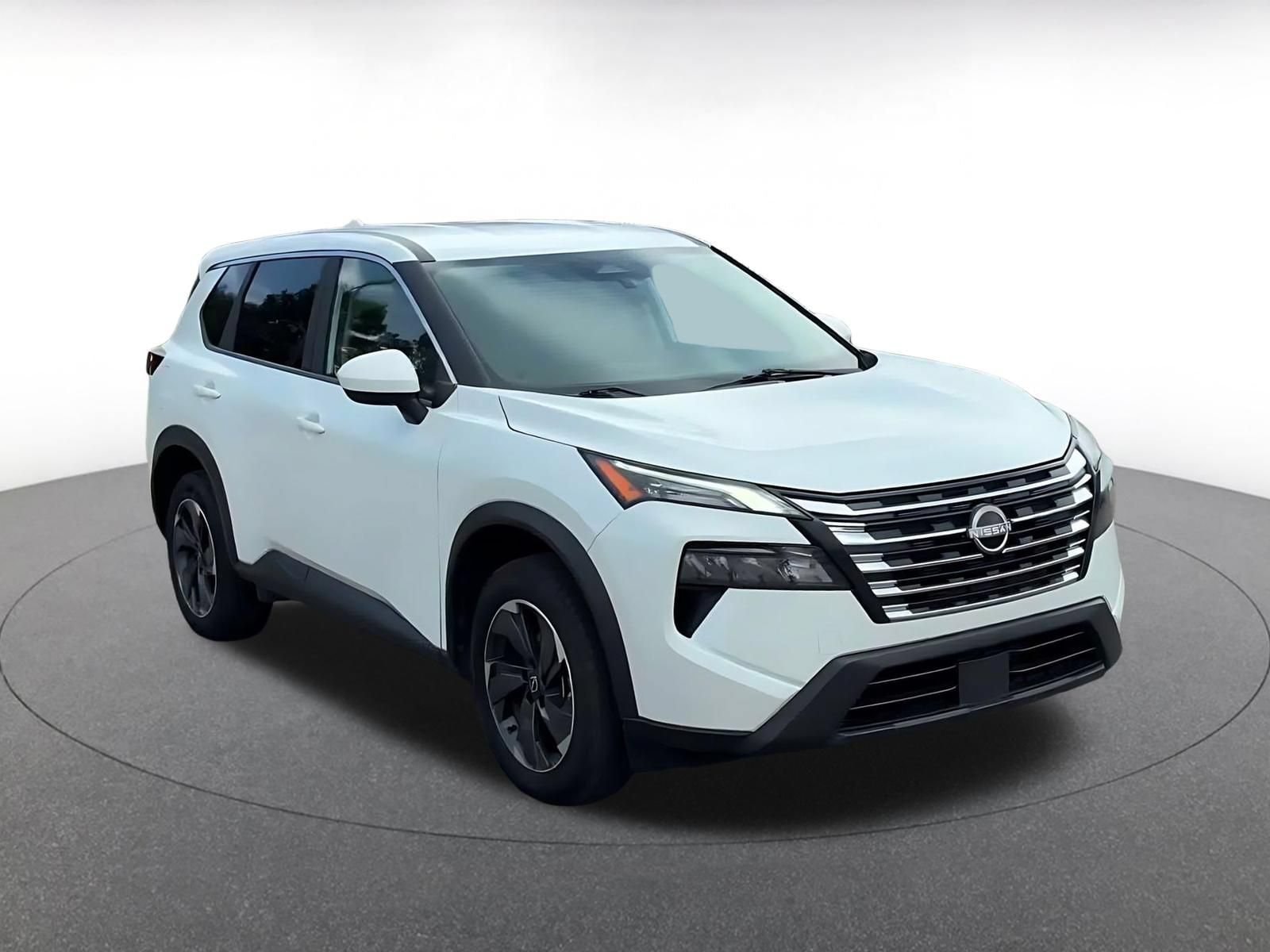 Thumbnail: 2025 Nissan Rogue - 3