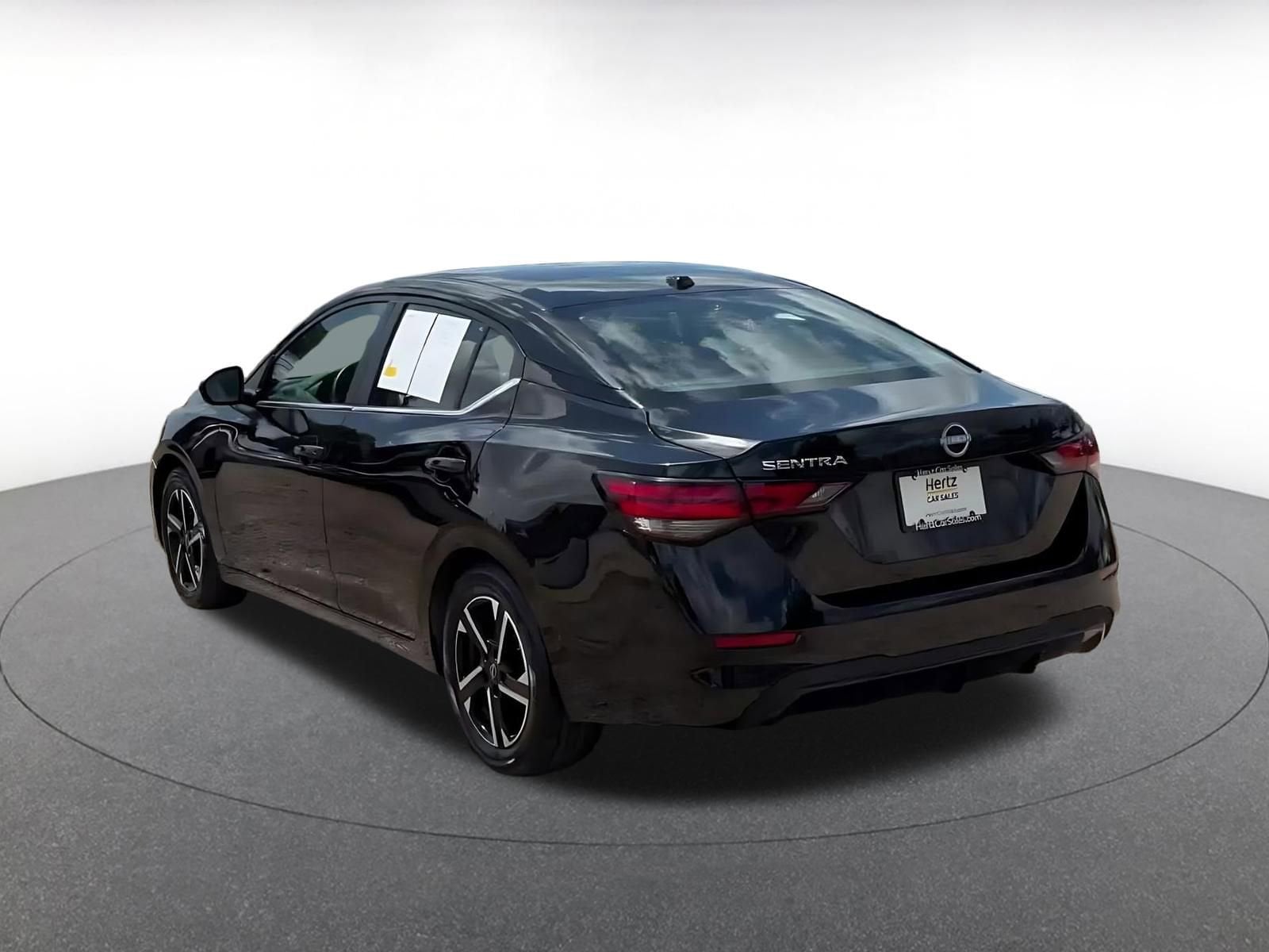 Thumbnail: 2025 Nissan Sentra - 11