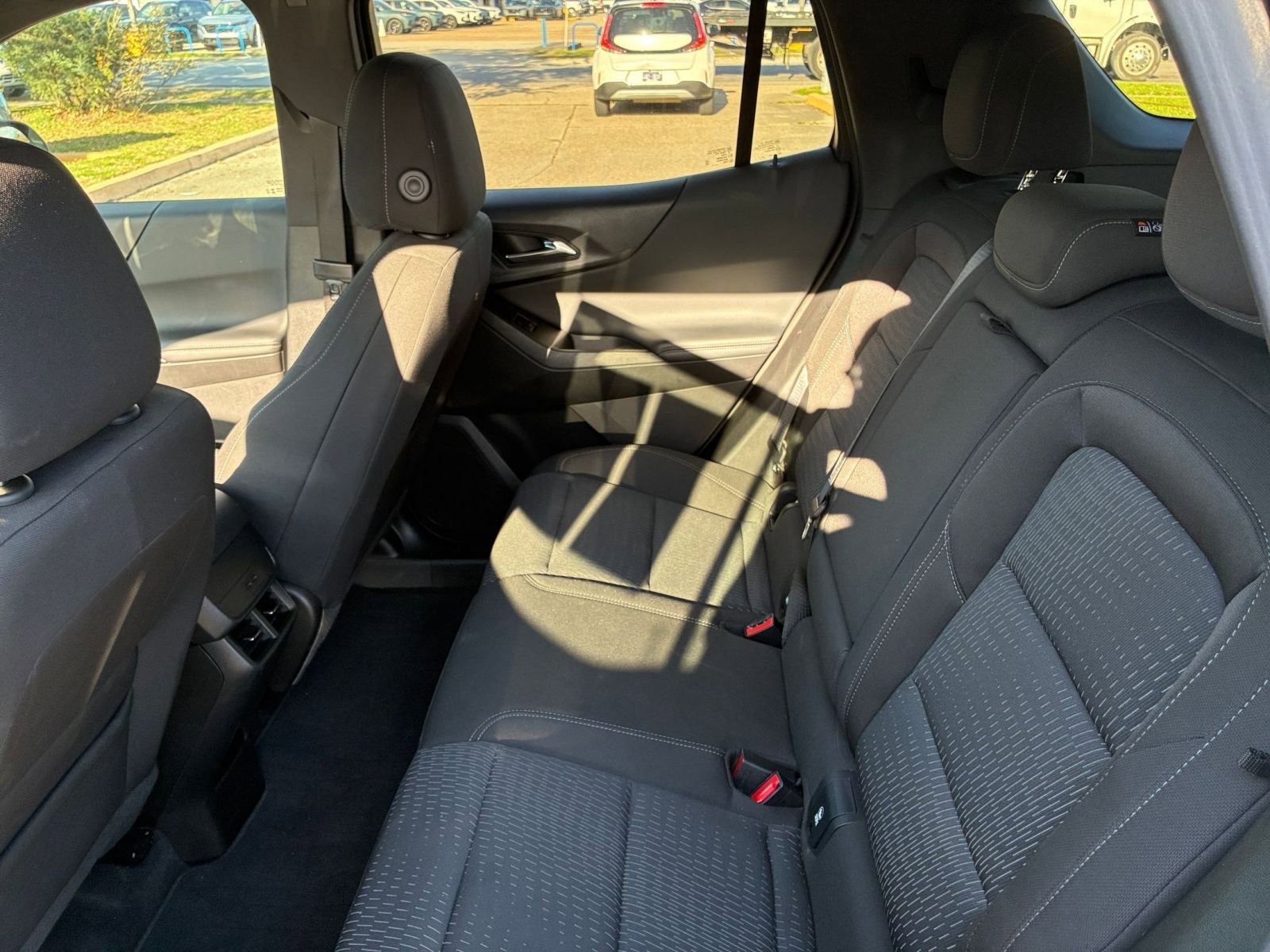 Thumbnail: 2025 Chevrolet Equinox - 33