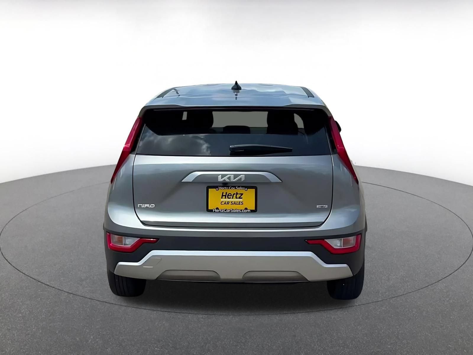 Thumbnail: 2026 Kia Niro - 10