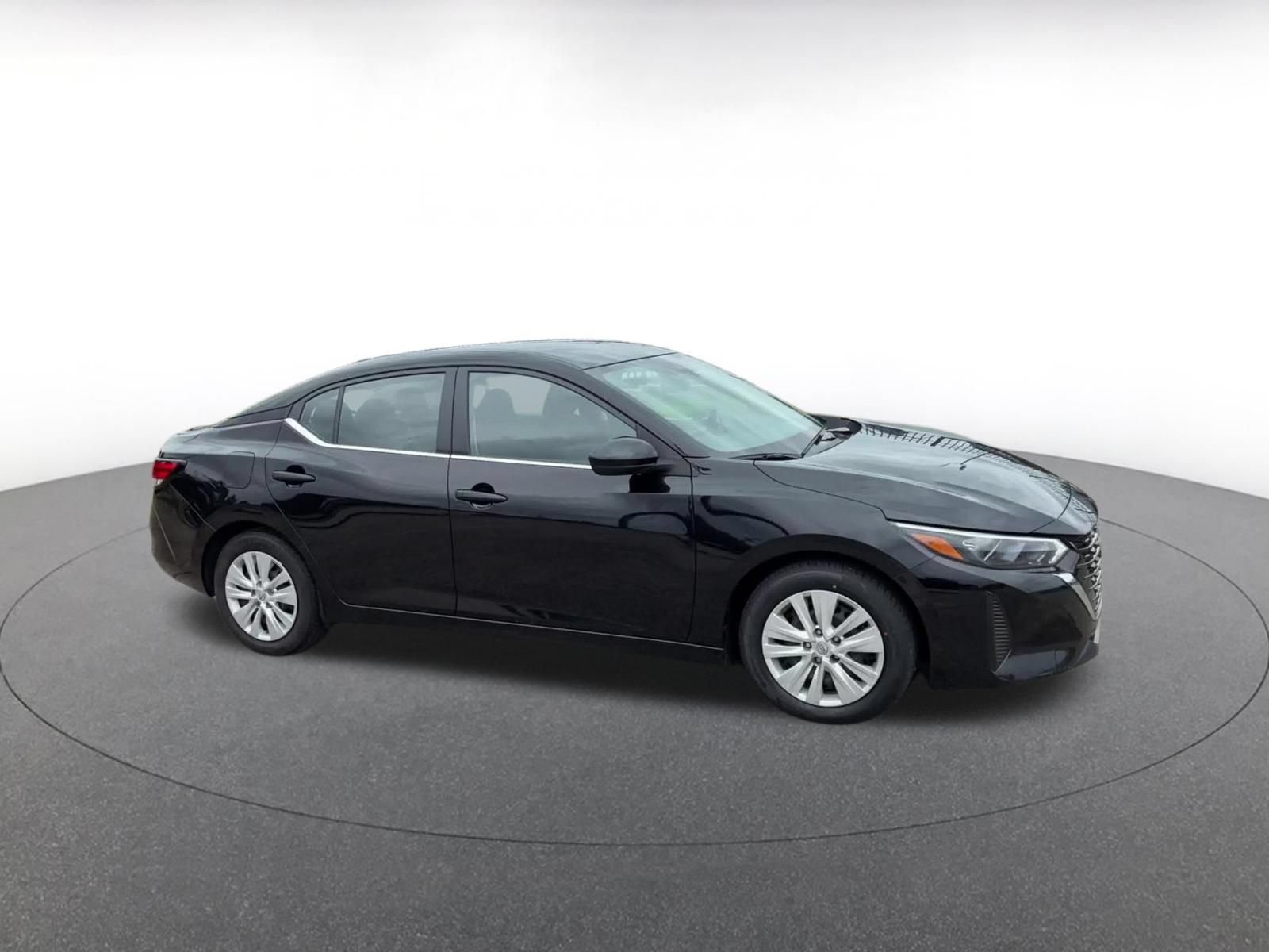 Thumbnail: 2025 Nissan Sentra - 2