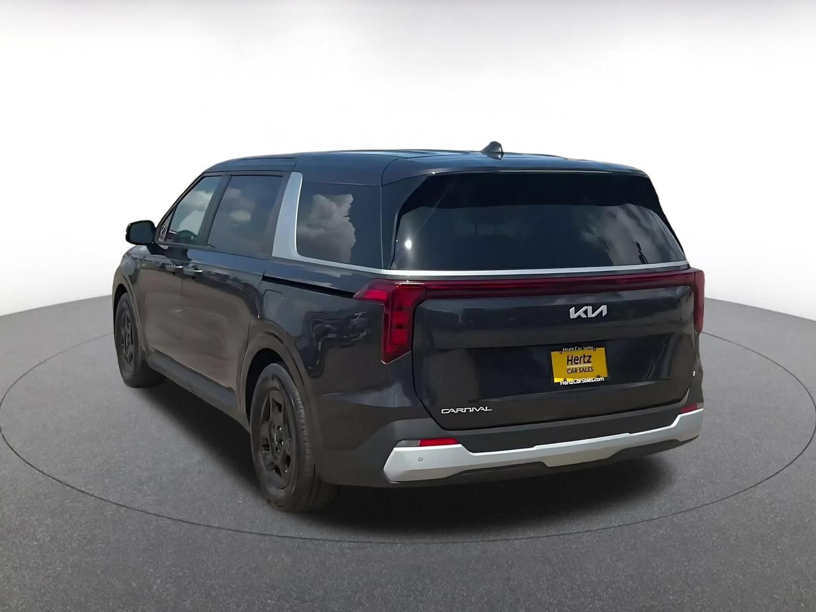 Thumbnail: 2026 Kia Carnival - 10