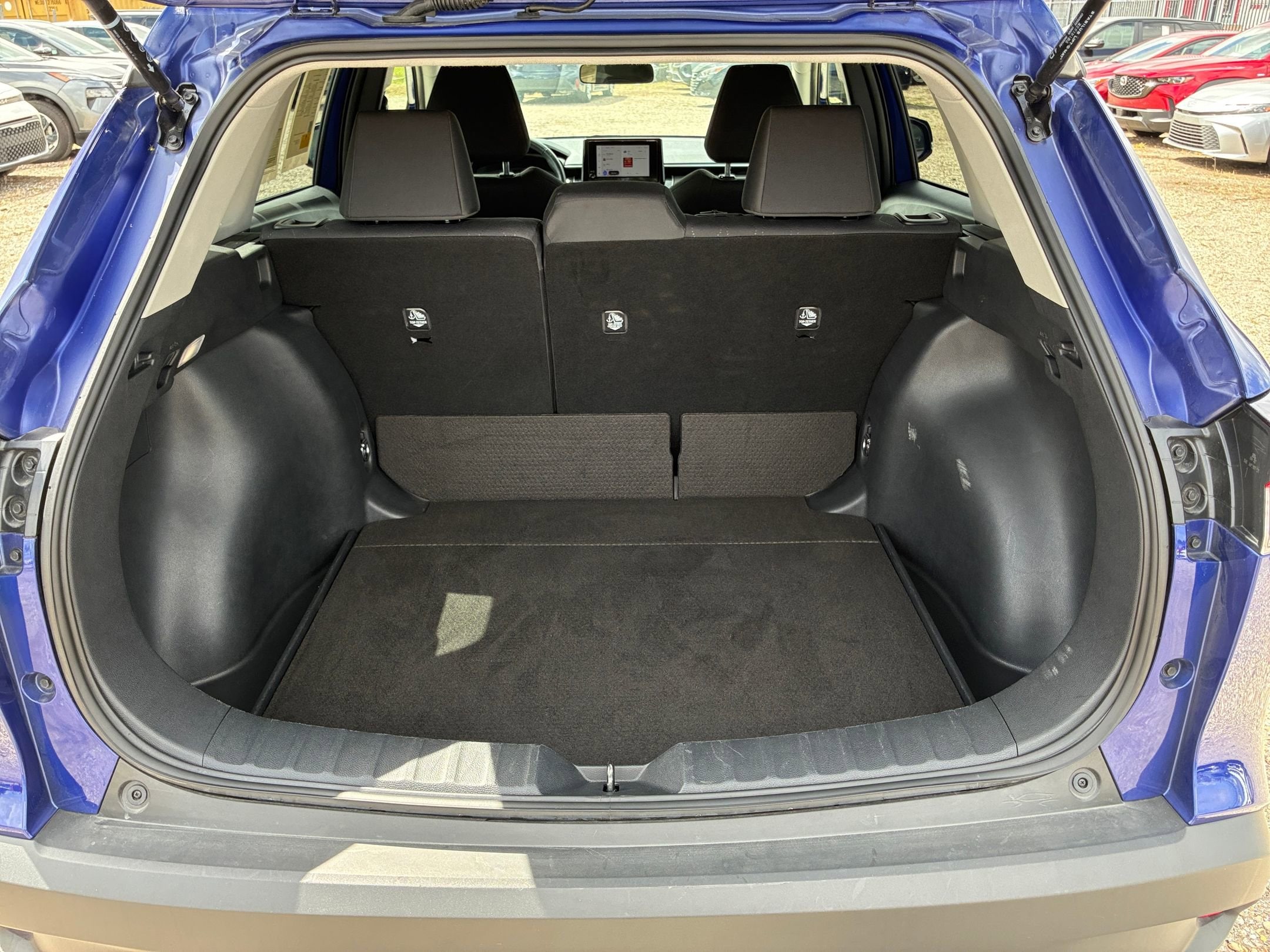 Thumbnail: 2025 Toyota Corolla Cross - 25