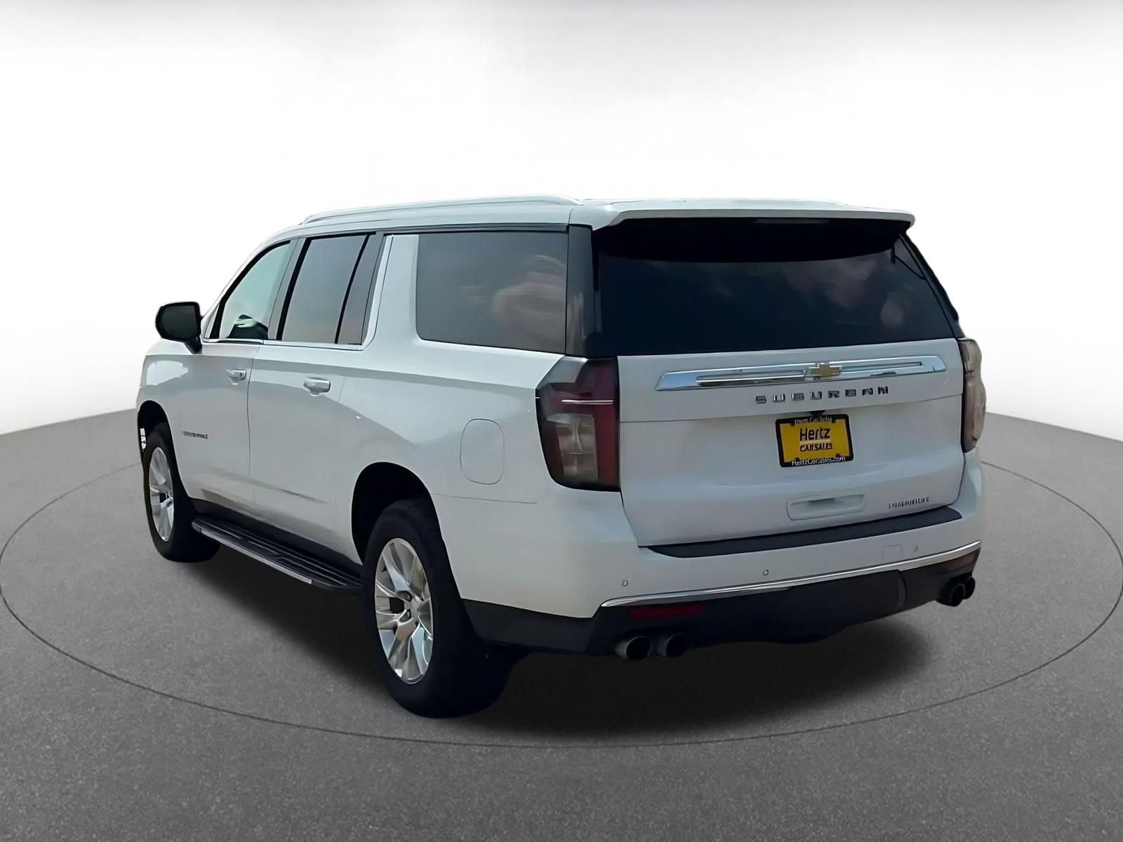 Thumbnail: 2023 Chevrolet Suburban - 9
