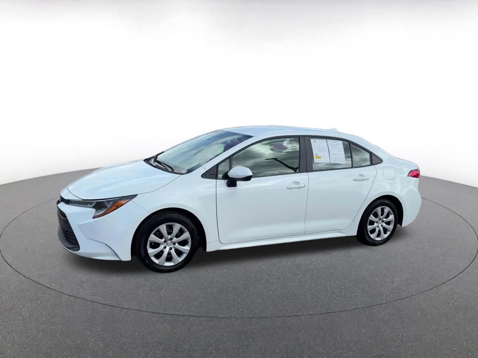 Thumbnail: 2025 Toyota Corolla - 8