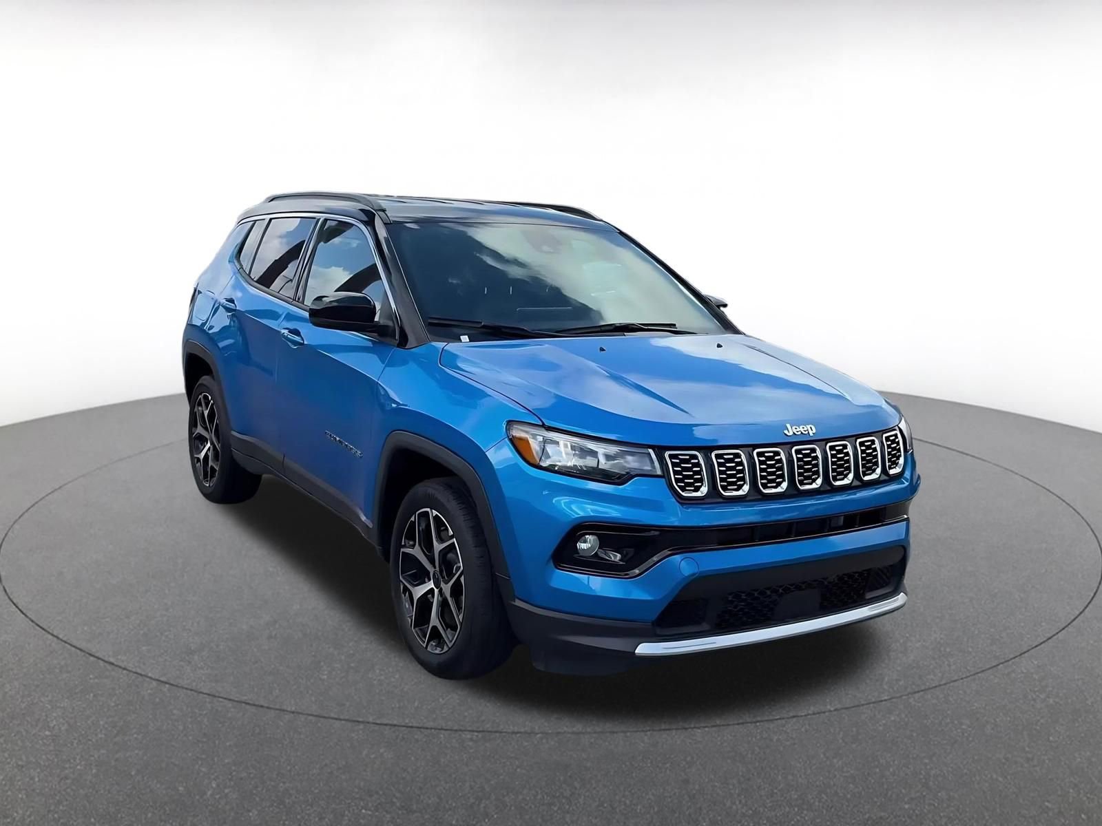 Thumbnail: 2025 Jeep Compass - 3
