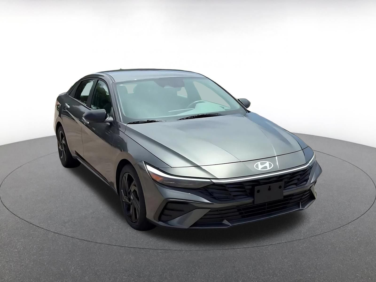 Thumbnail: 2026 Hyundai Elantra - 3