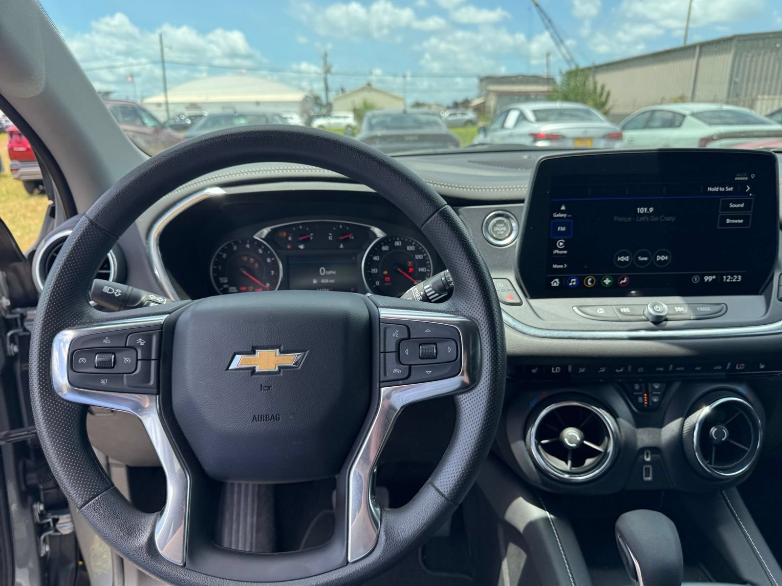 Thumbnail: 2026 Chevrolet Blazer - 32