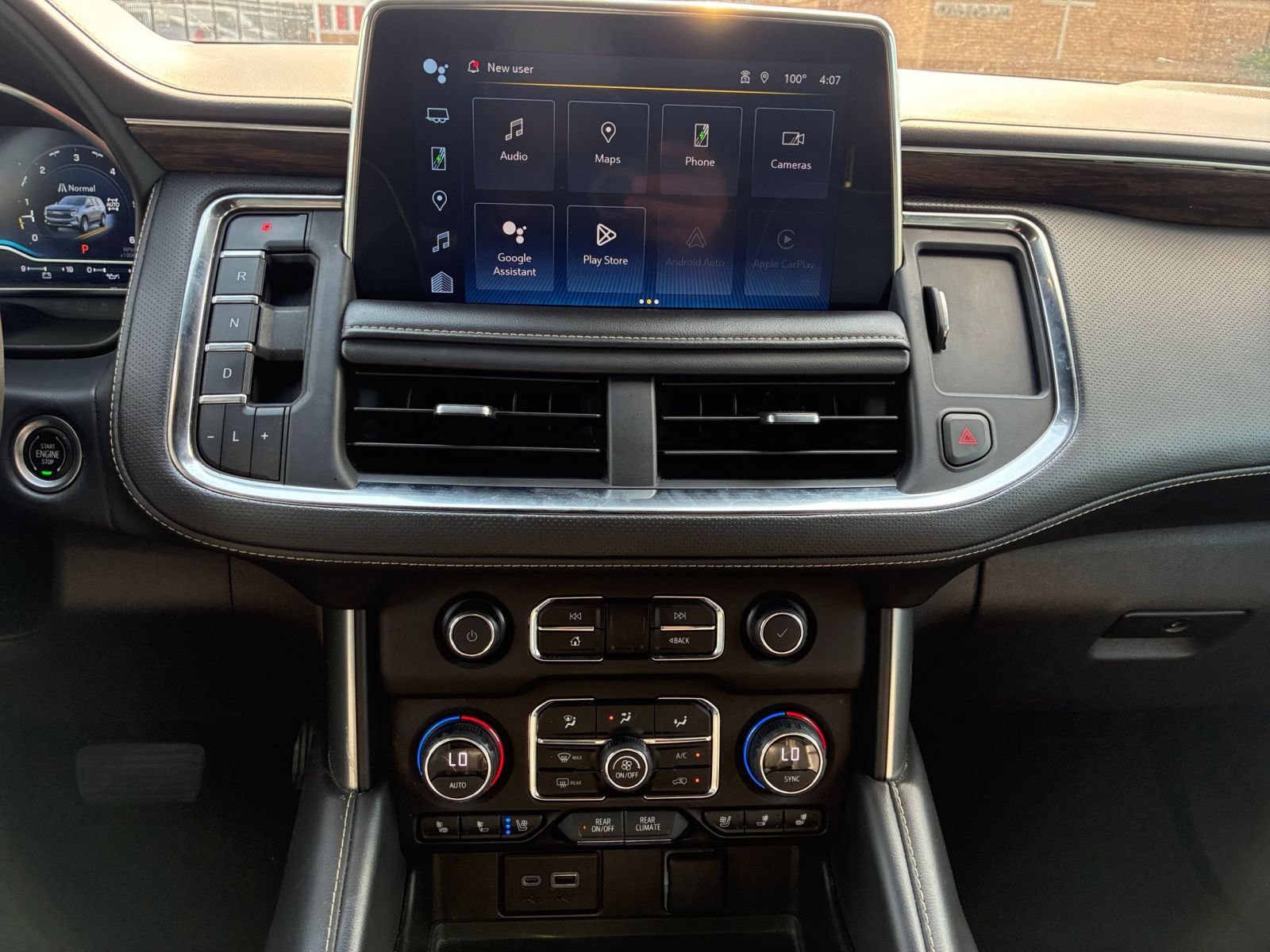 Thumbnail: 2023 Chevrolet Suburban - 14
